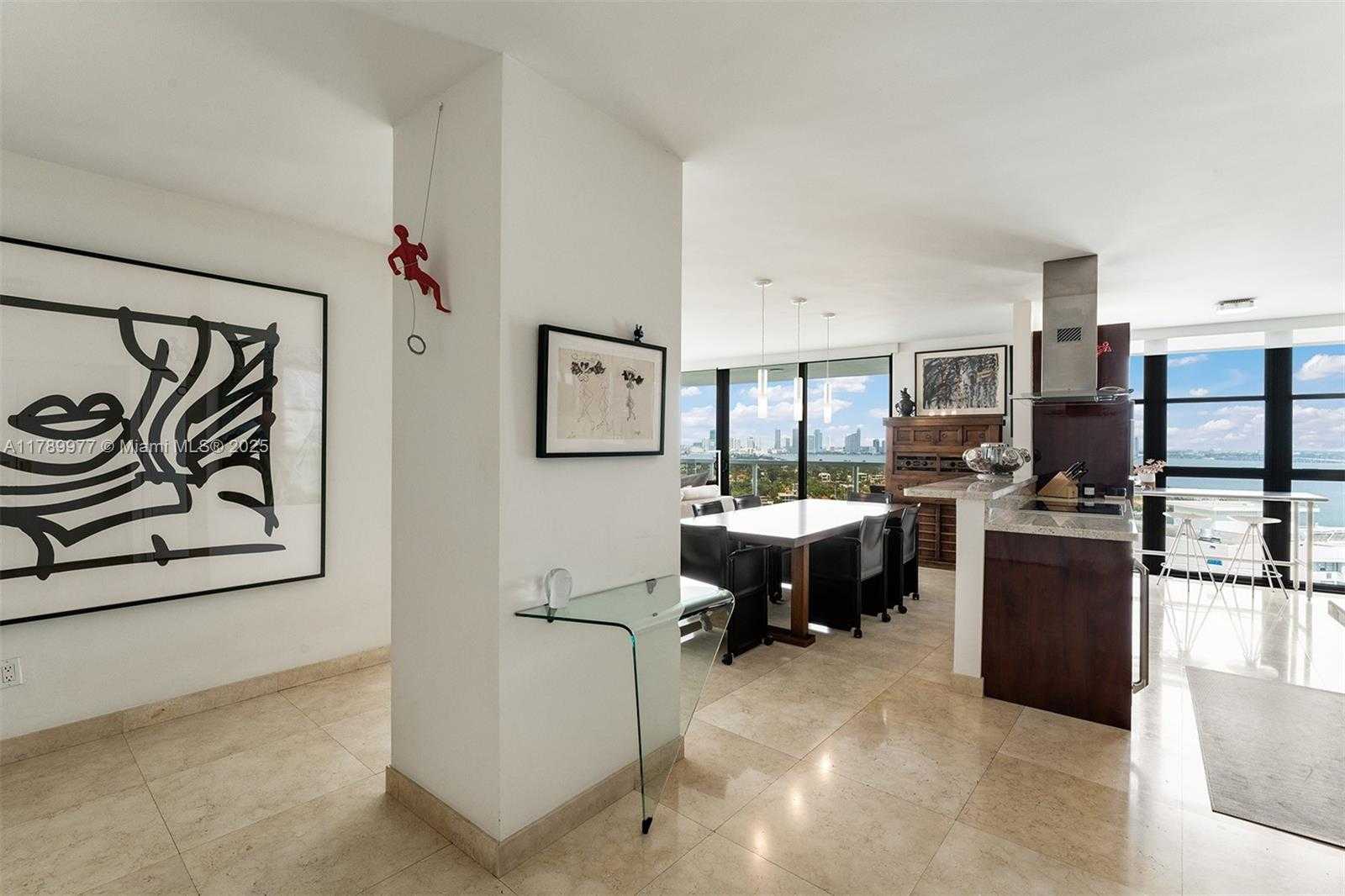 Small Image of 9 ISLAND AVE #2101, Miami Beach Number 12