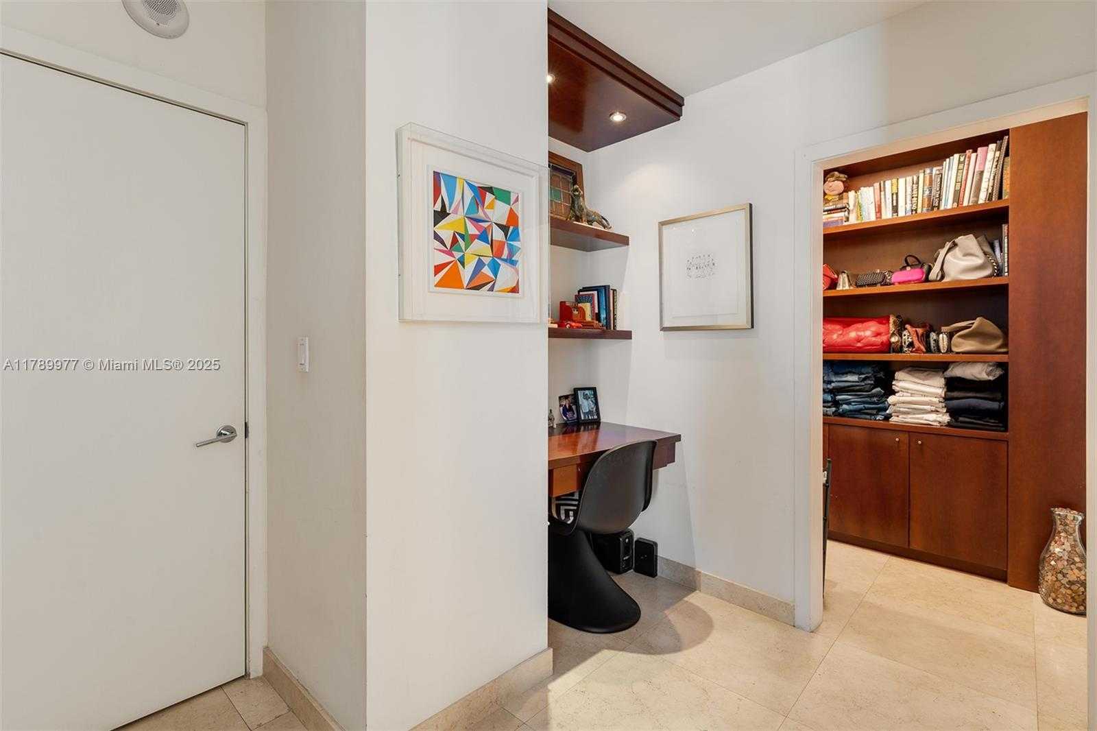 Small Image of 9 ISLAND AVE #2101, Miami Beach Number 19
