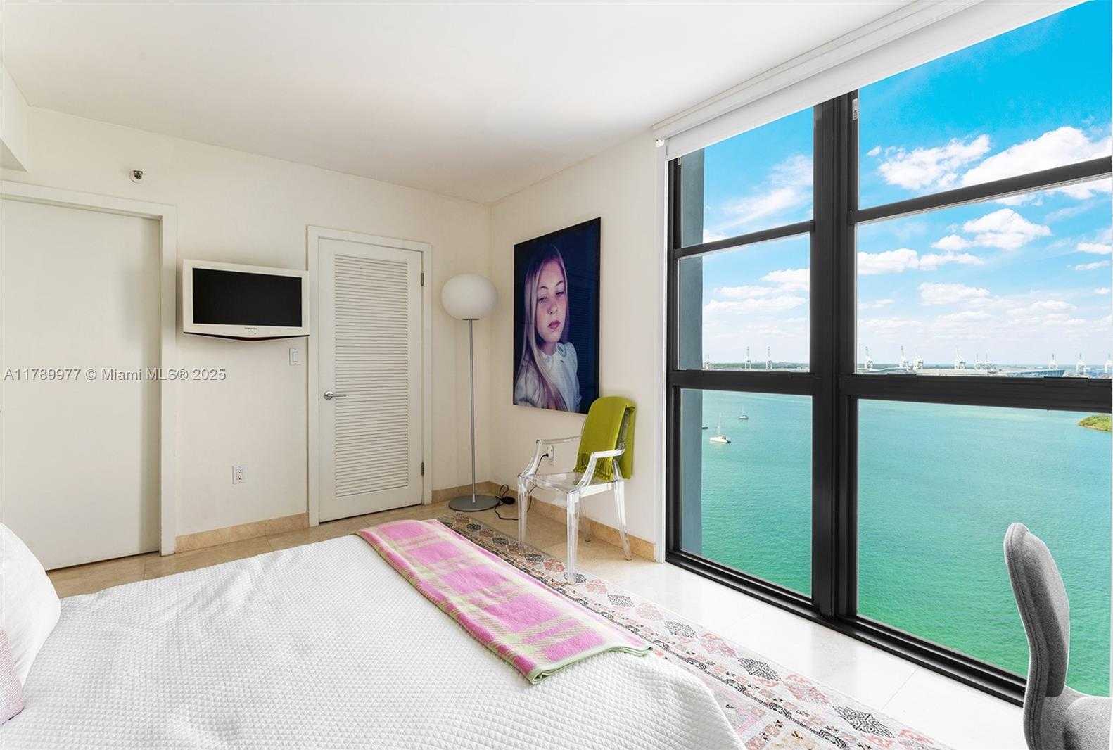 Small Image of 9 ISLAND AVE #2101, Miami Beach Number 9