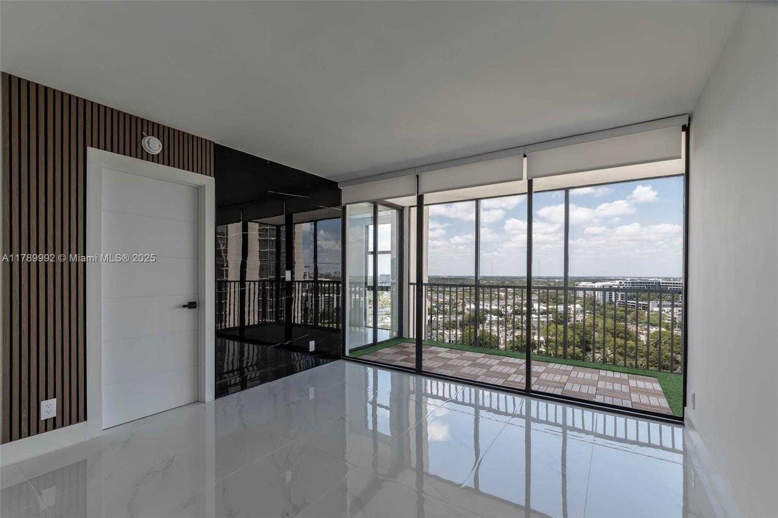 Small Image of 20335 WEST COUNTRY CLUB DR #1902, Aventura Number 7