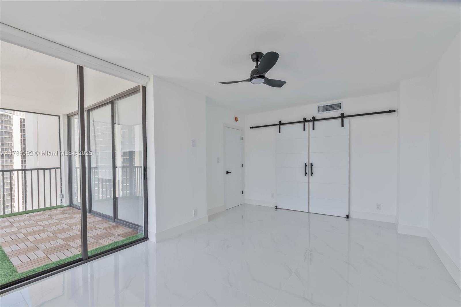Small Image of 20335 WEST COUNTRY CLUB DR #1902, Aventura Number 8