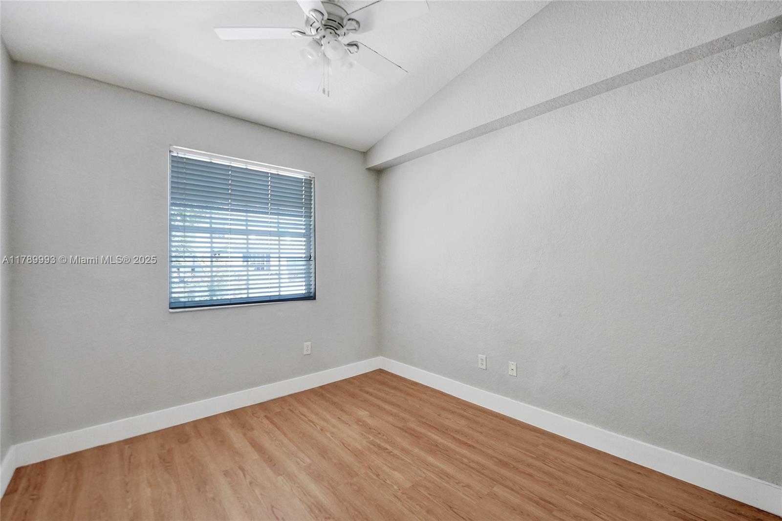 Small Image of 781 SOUTH WEST 148TH AVE #1514, Sunrise Number 13