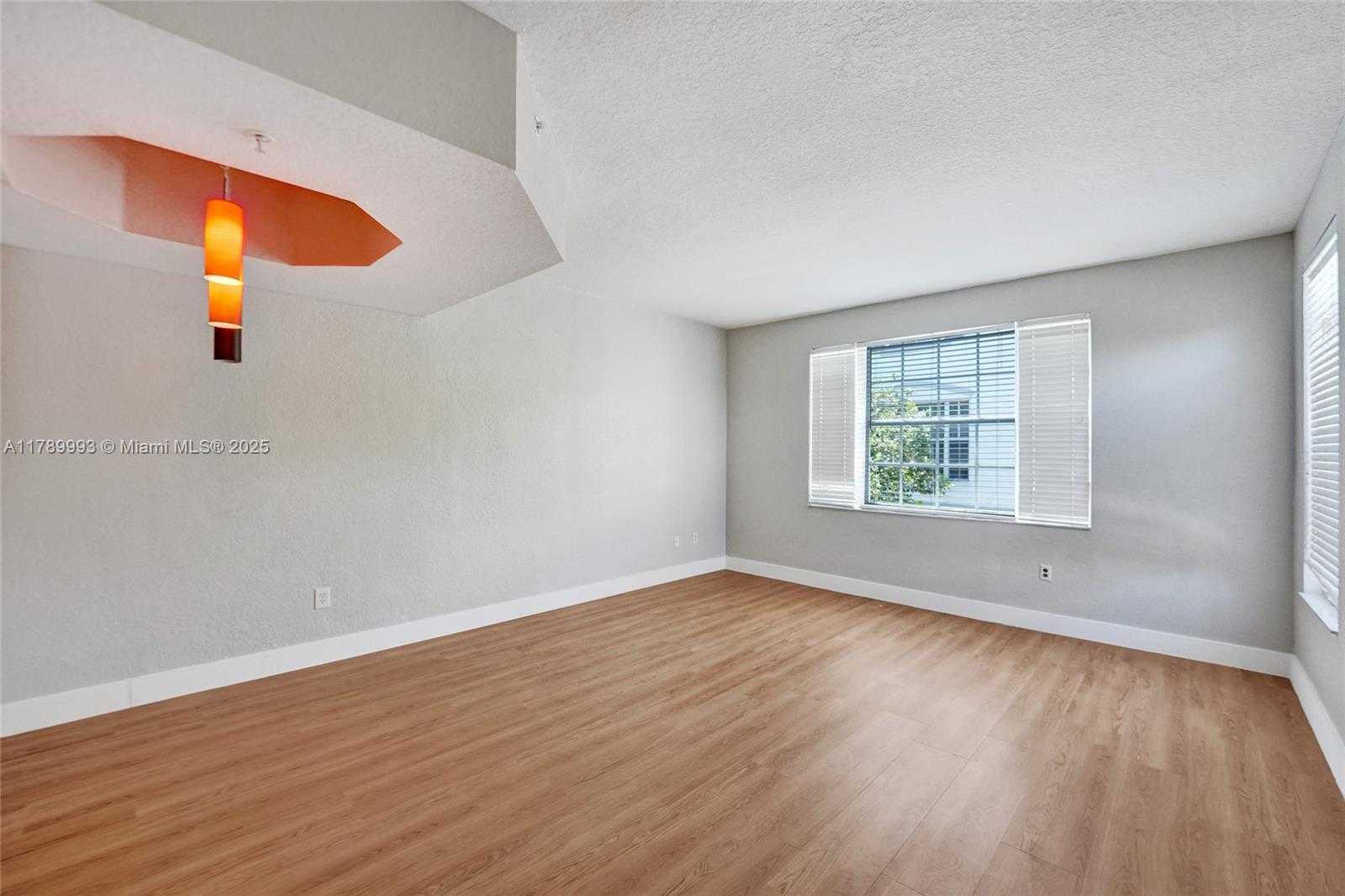 Small Image of 781 SOUTH WEST 148TH AVE #1514, Sunrise Number 4
