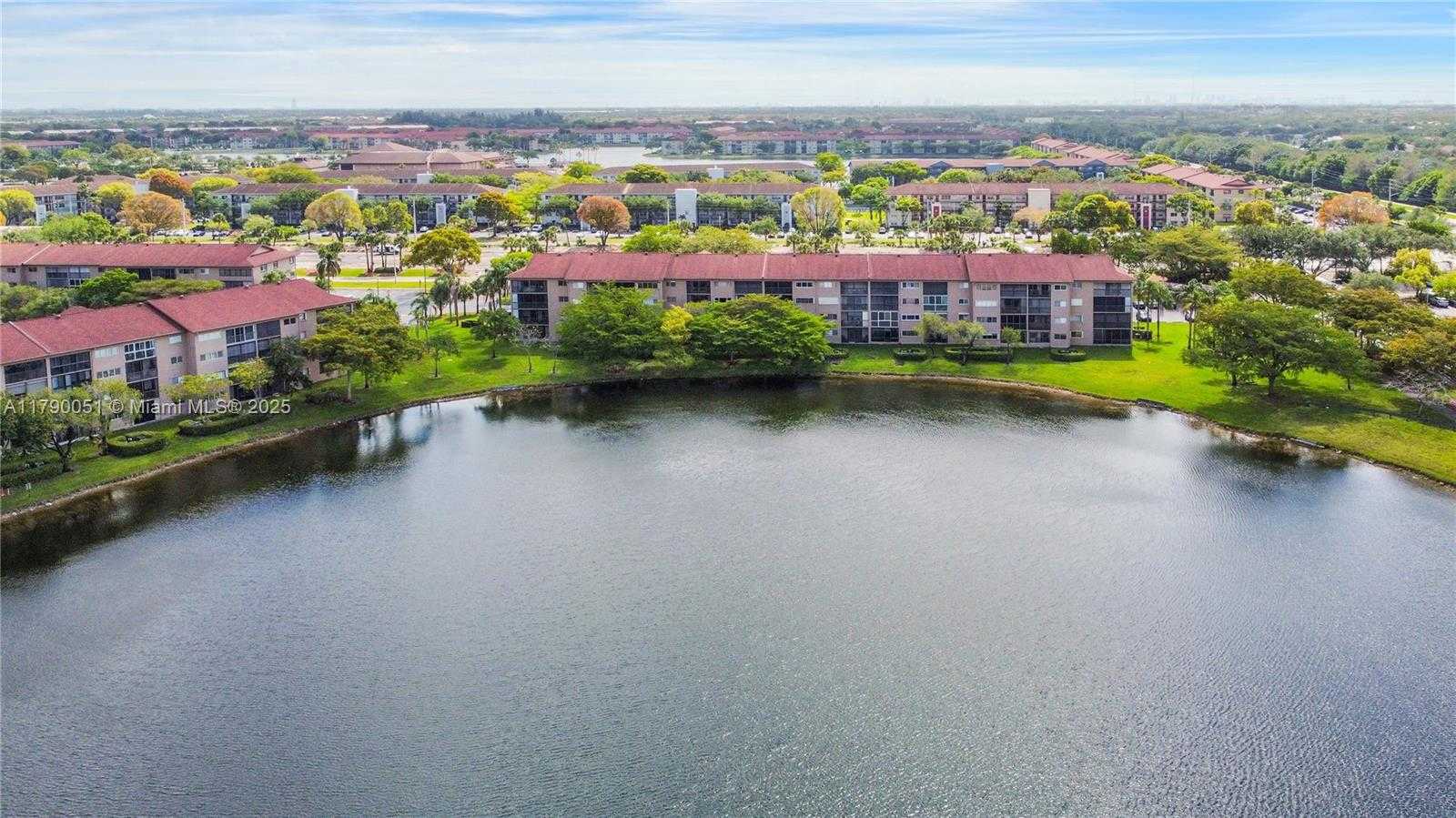 Small Image of 1400 SOUTH WEST 137 AVE #311F, Pembroke Pines Number 19