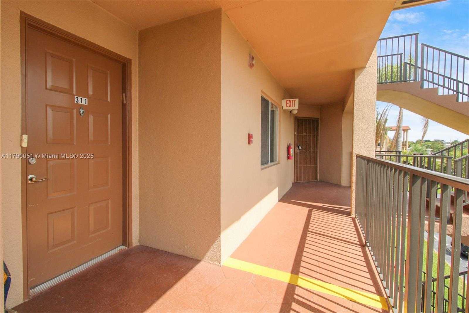 Small Image of 1400 SOUTH WEST 137 AVE #311F, Pembroke Pines Number 2