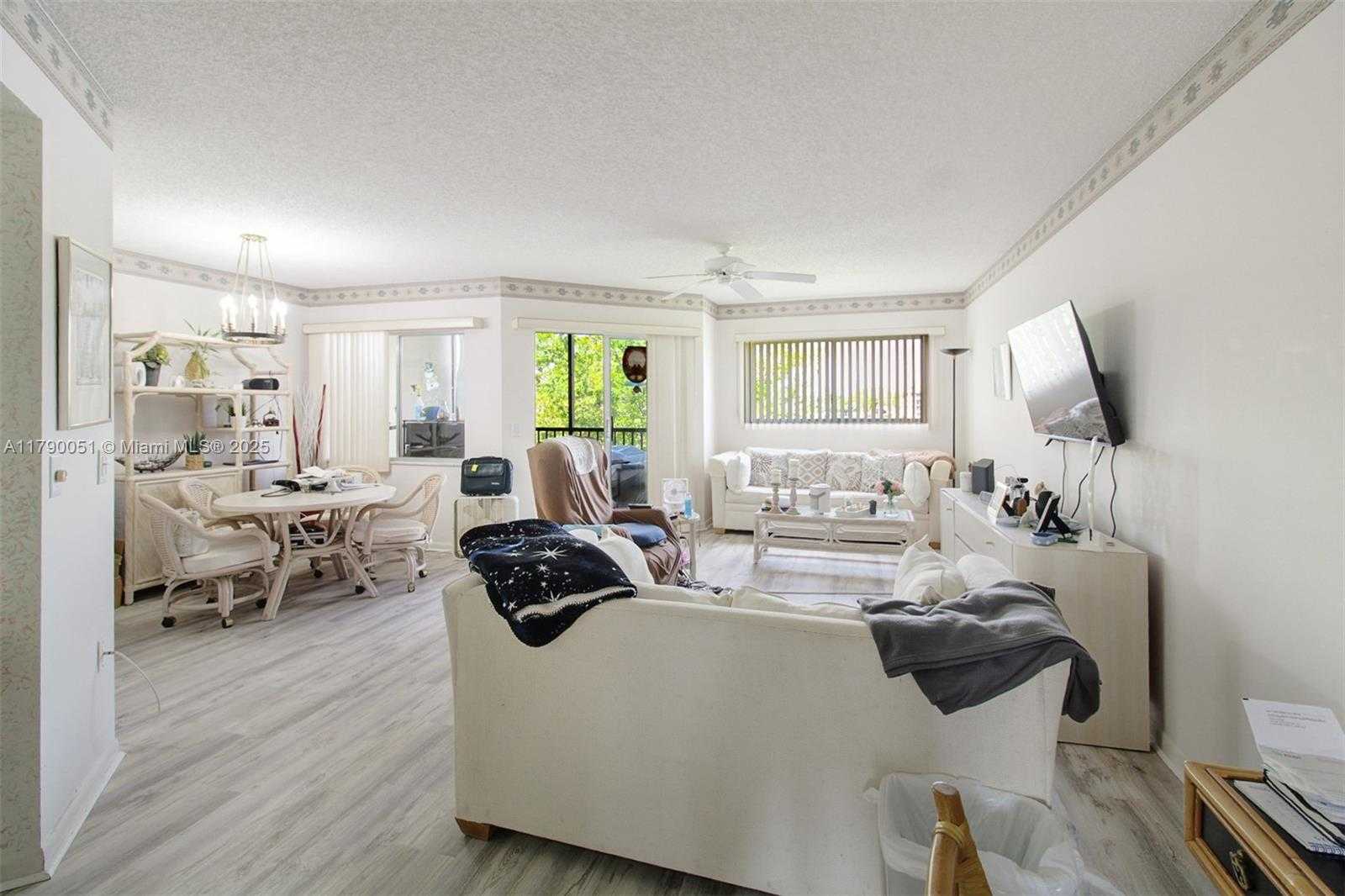 Small Image of 1400 SOUTH WEST 137 AVE #311F, Pembroke Pines Number 9