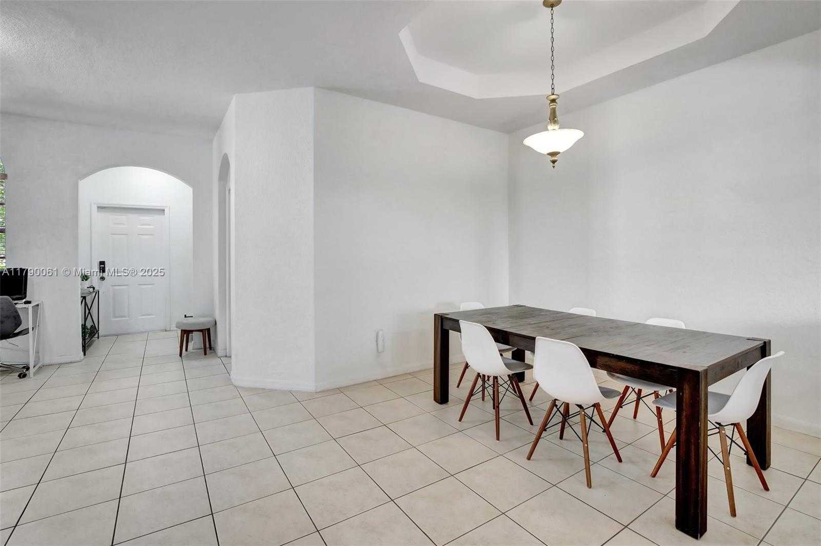 Small Image of 14098 SOUTH WEST 51ST CT, Miramar Number 11