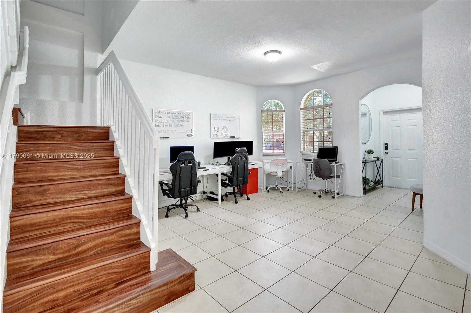 Small Image of 14098 SOUTH WEST 51ST CT, Miramar Number 12