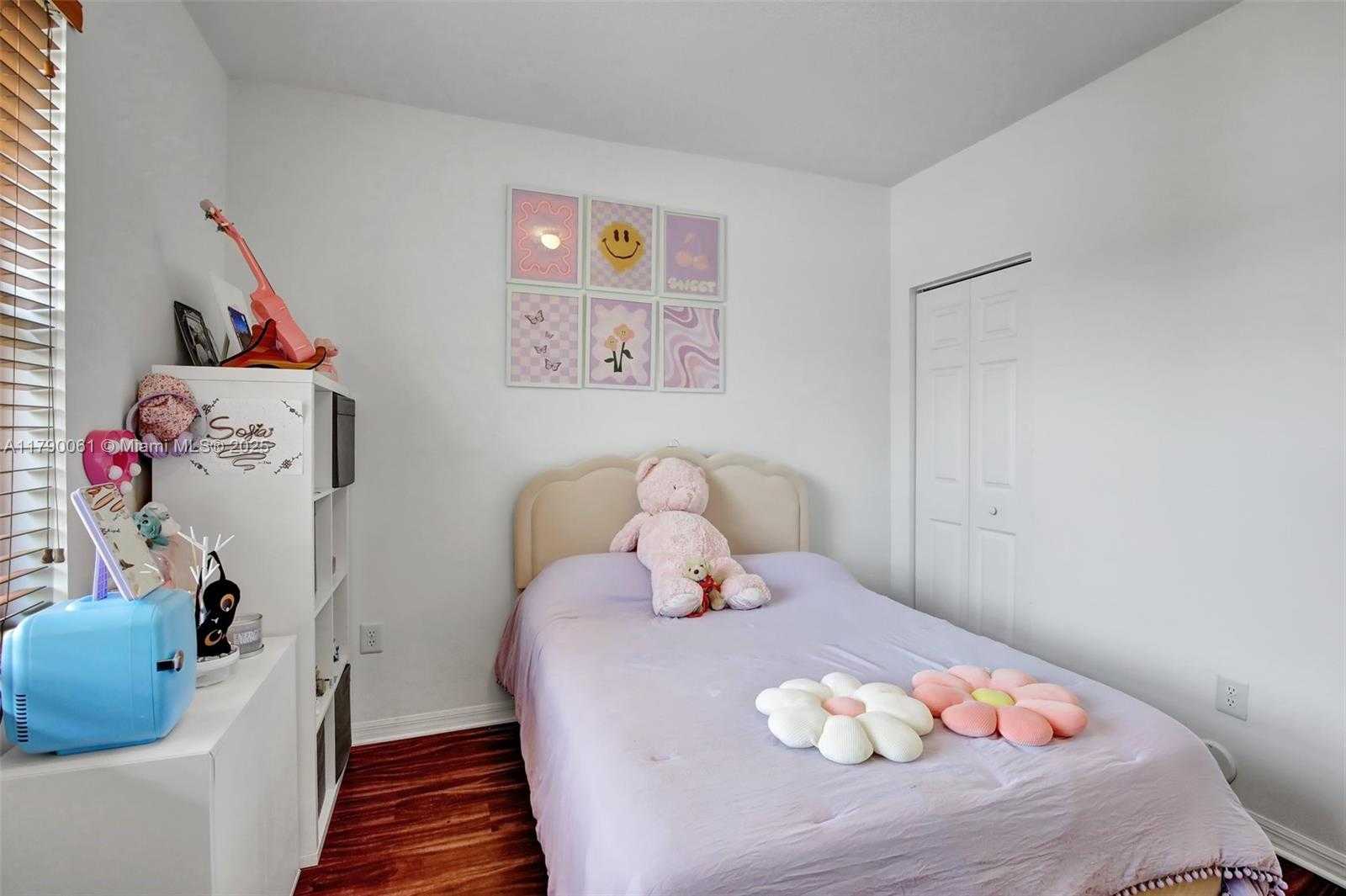 Small Image of 14098 SOUTH WEST 51ST CT, Miramar Number 22
