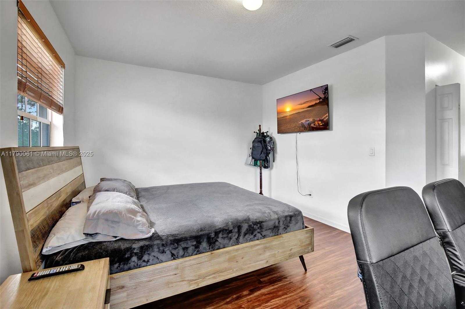 Small Image of 14098 SOUTH WEST 51ST CT, Miramar Number 33