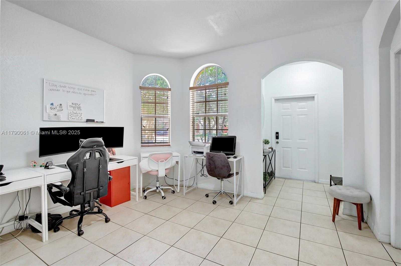 Small Image of 14098 SOUTH WEST 51ST CT, Miramar Number 8