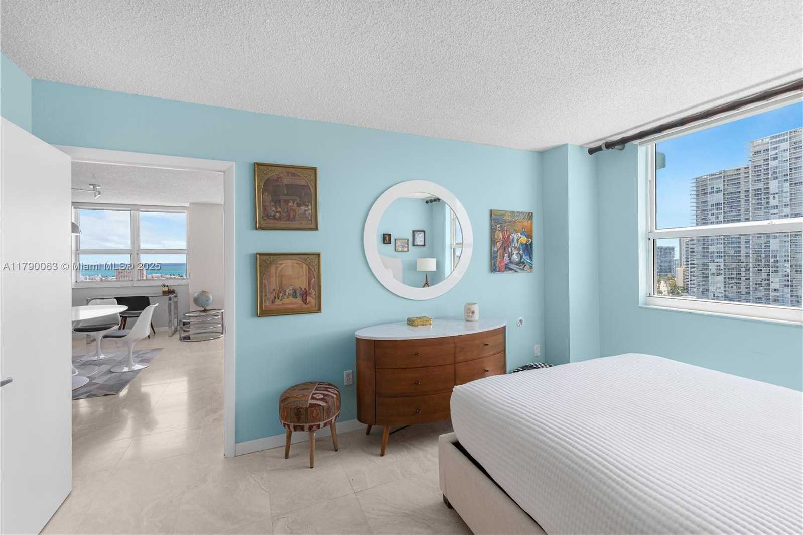 Small Image of 650 WEST AVE #2102, Miami Beach Number 13