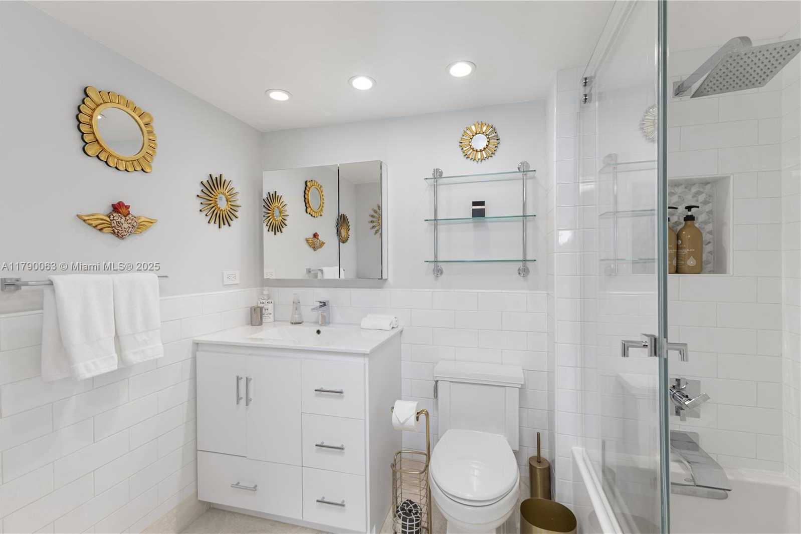 Small Image of 650 WEST AVE #2102, Miami Beach Number 20