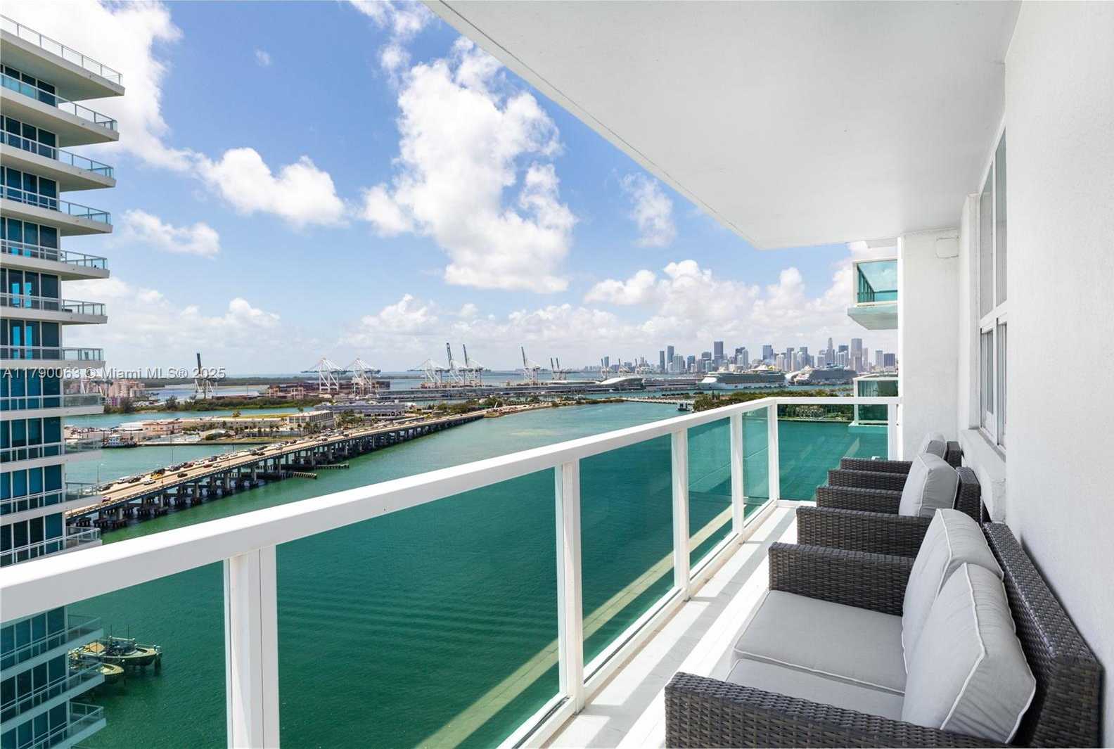 Small Image of 650 WEST AVE #2102, Miami Beach Number 26