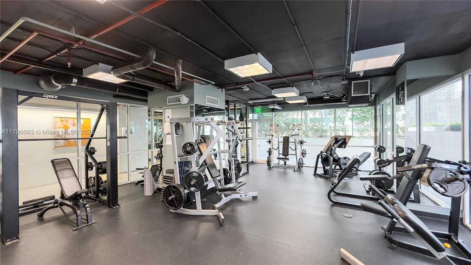Small Image of 650 WEST AVE #2102, Miami Beach Number 36