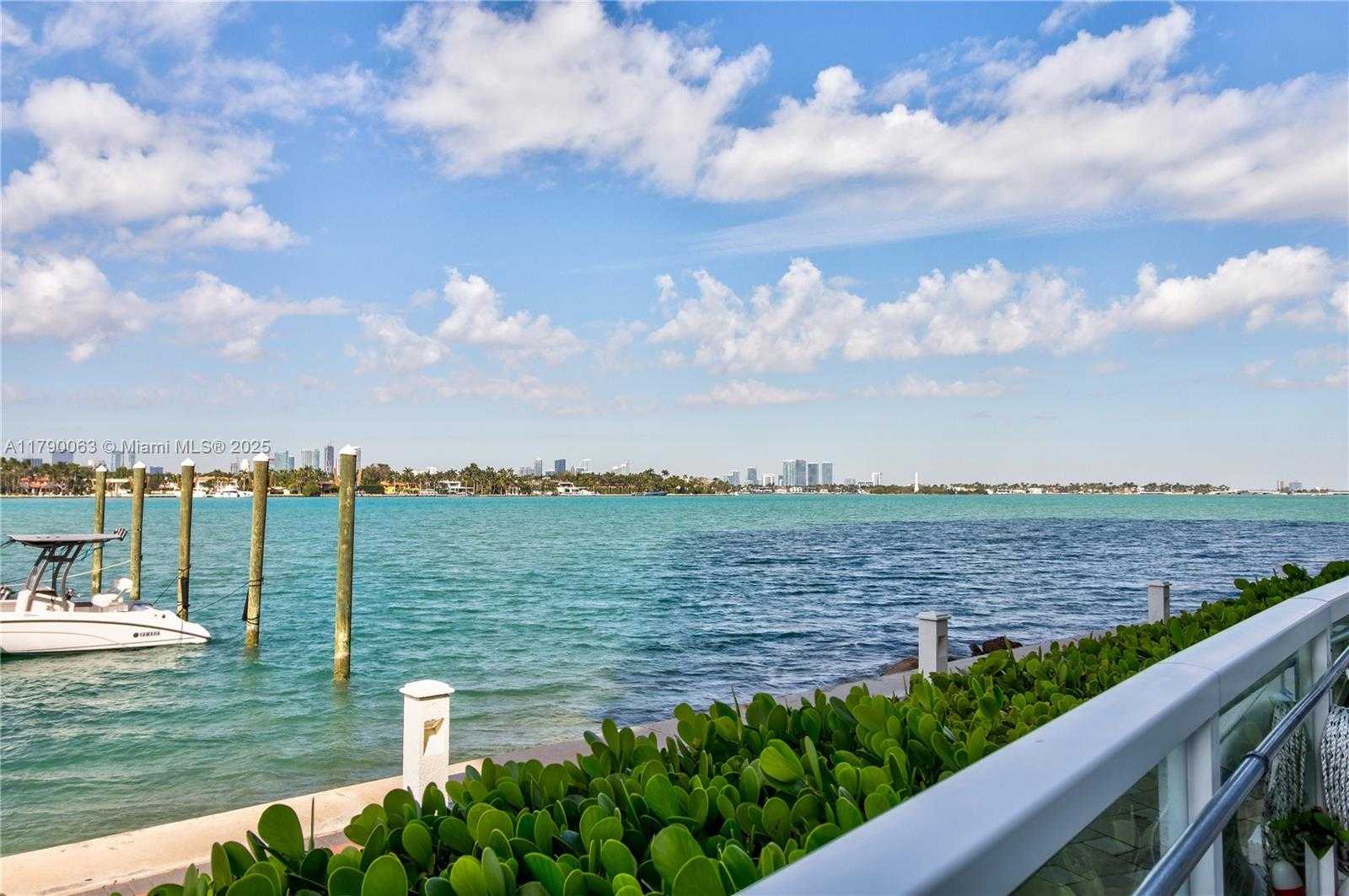 Small Image of 650 WEST AVE #2102, Miami Beach Number 40