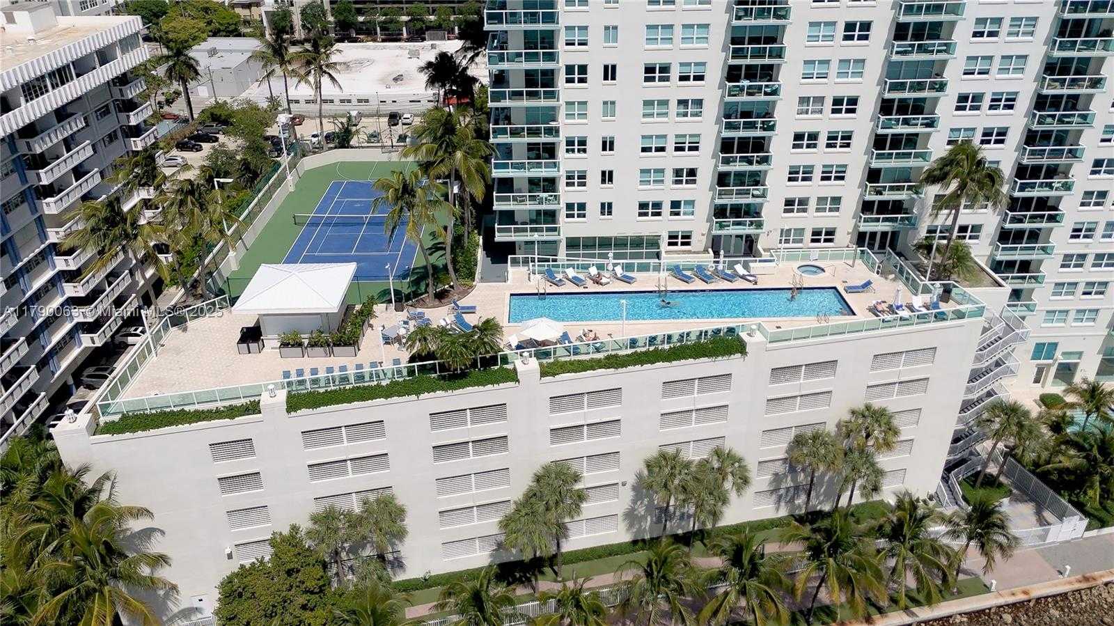 Small Image of 650 WEST AVE #2102, Miami Beach Number 55