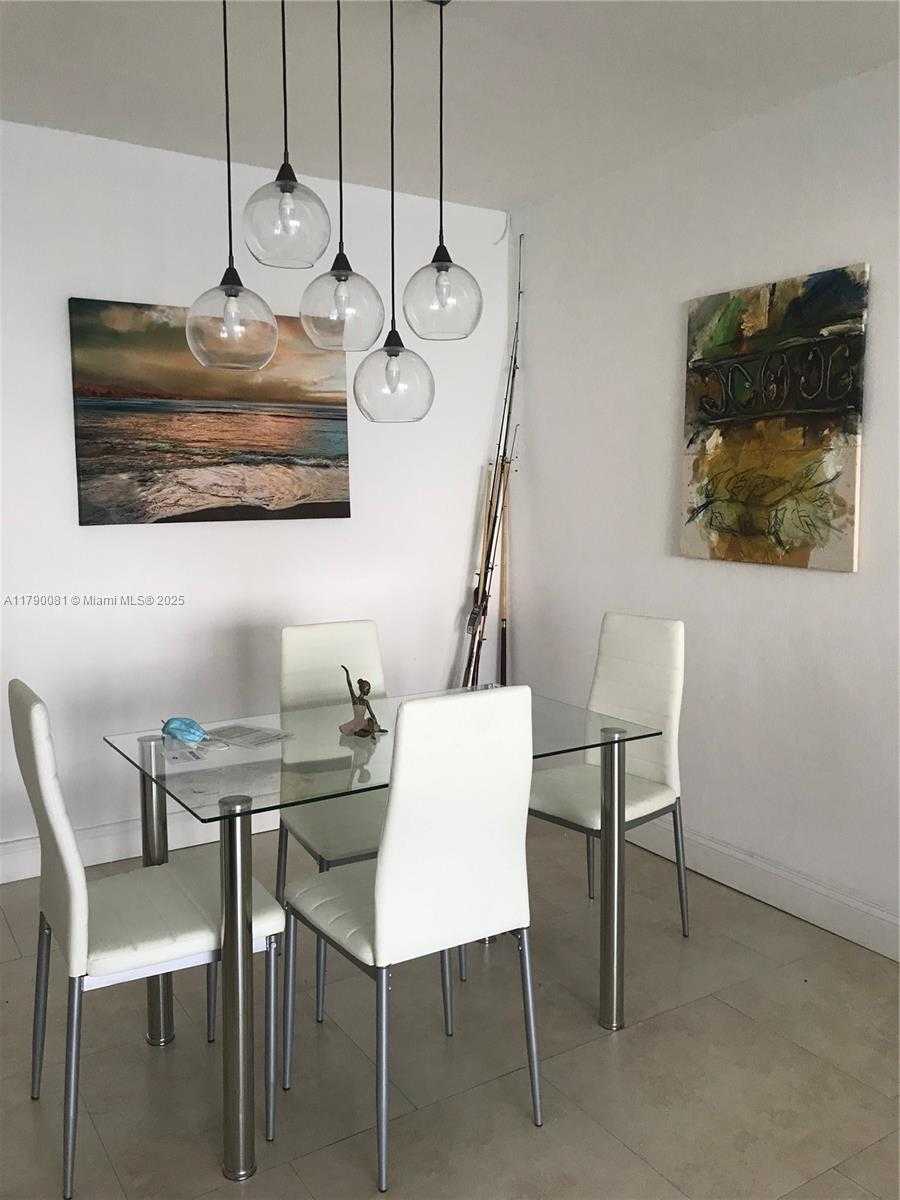 Small Image of 800 WEST AVE #523, Miami Beach Number 13