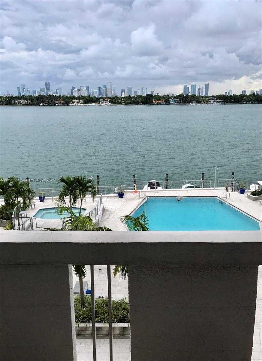 Small Image of 800 WEST AVE #523, Miami Beach Number 9