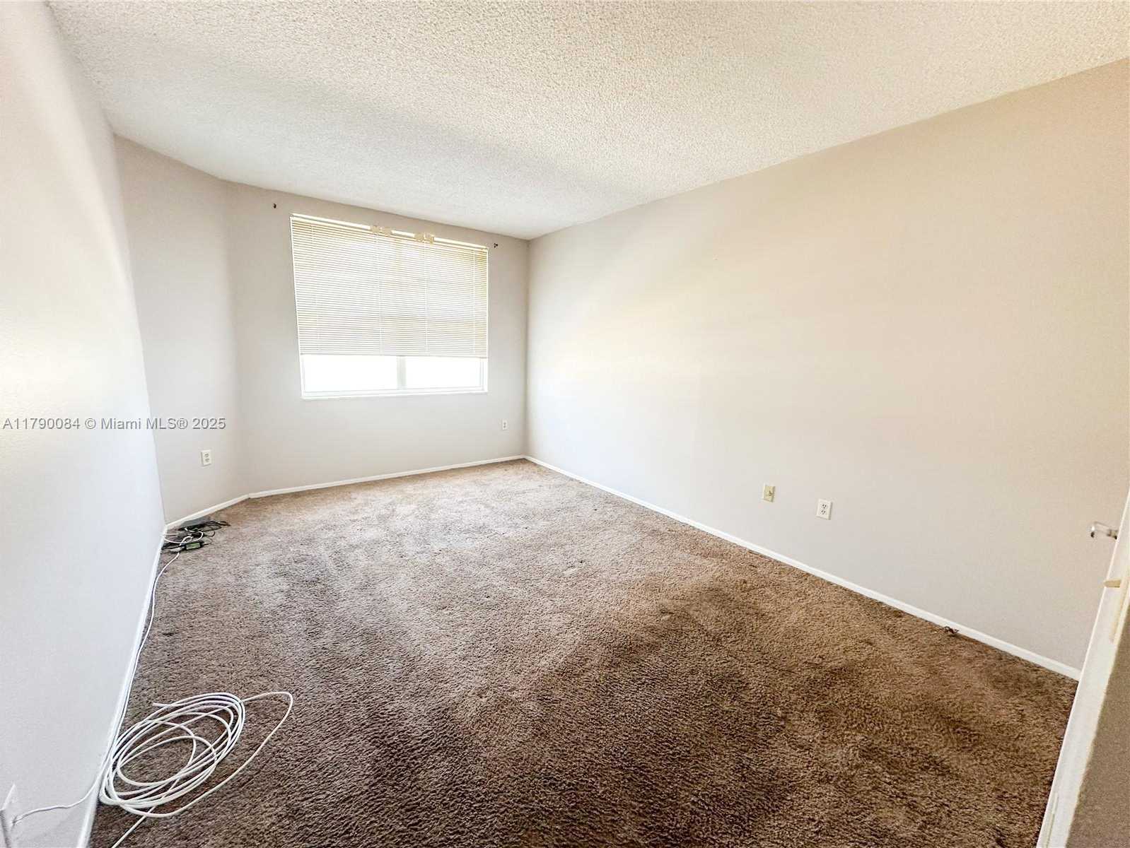 Small Image of 1950 SOUTH OCEAN DR #3K, Hallandale Beach Number 10