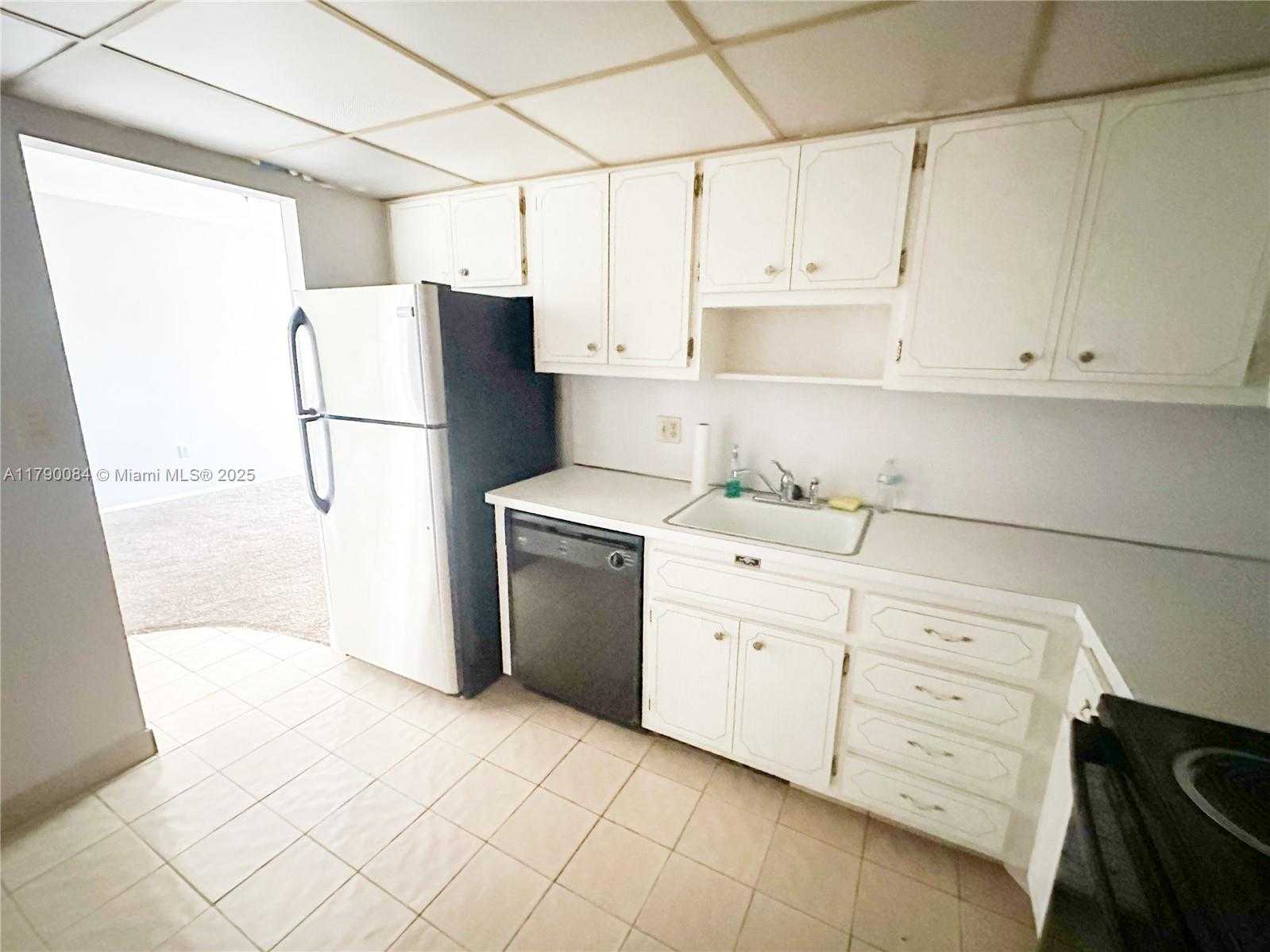 Small Image of 1950 SOUTH OCEAN DR #3K, Hallandale Beach Number 12