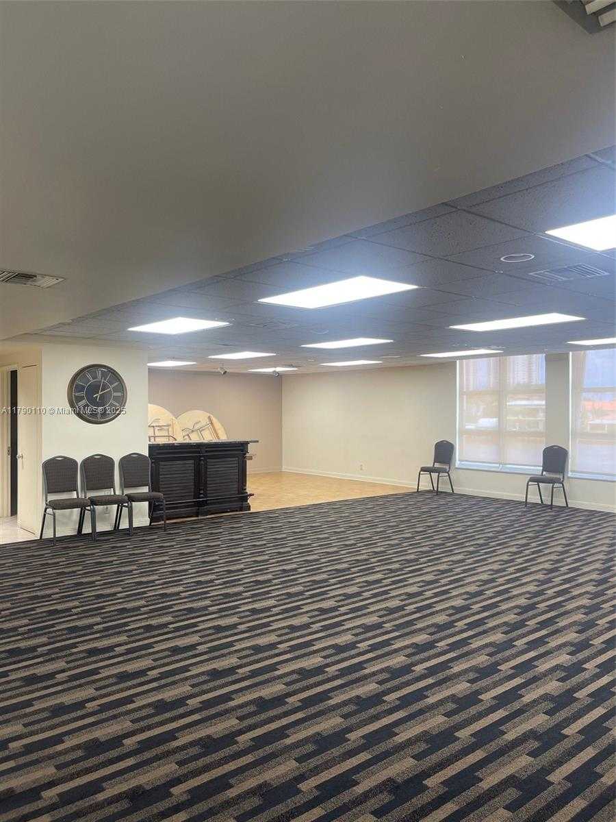 Small Image of 19101 NORTH EAST 36TH CT #1110, Aventura Number 39
