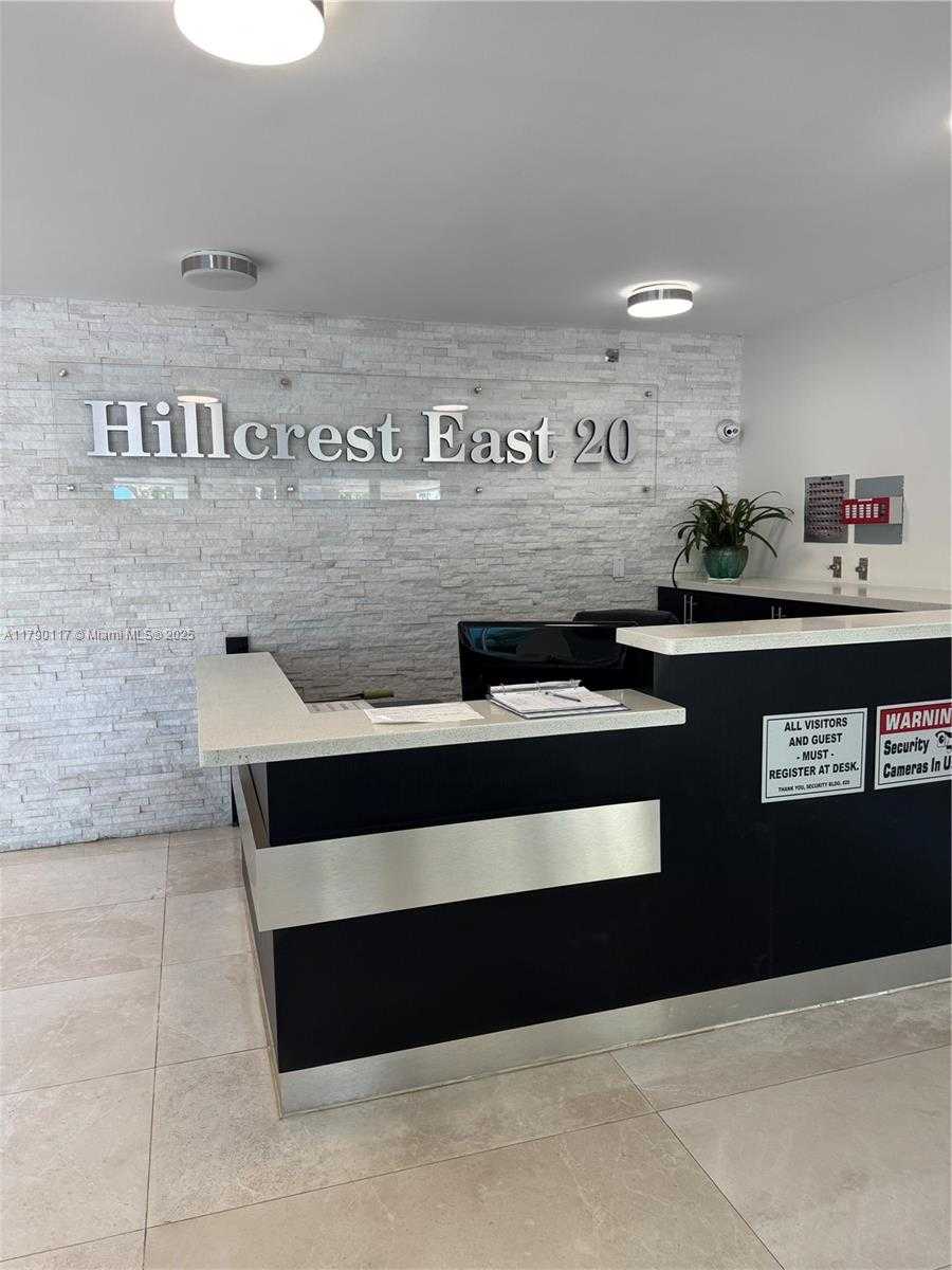 Small Image of 919 #504, Hollywood Number 2