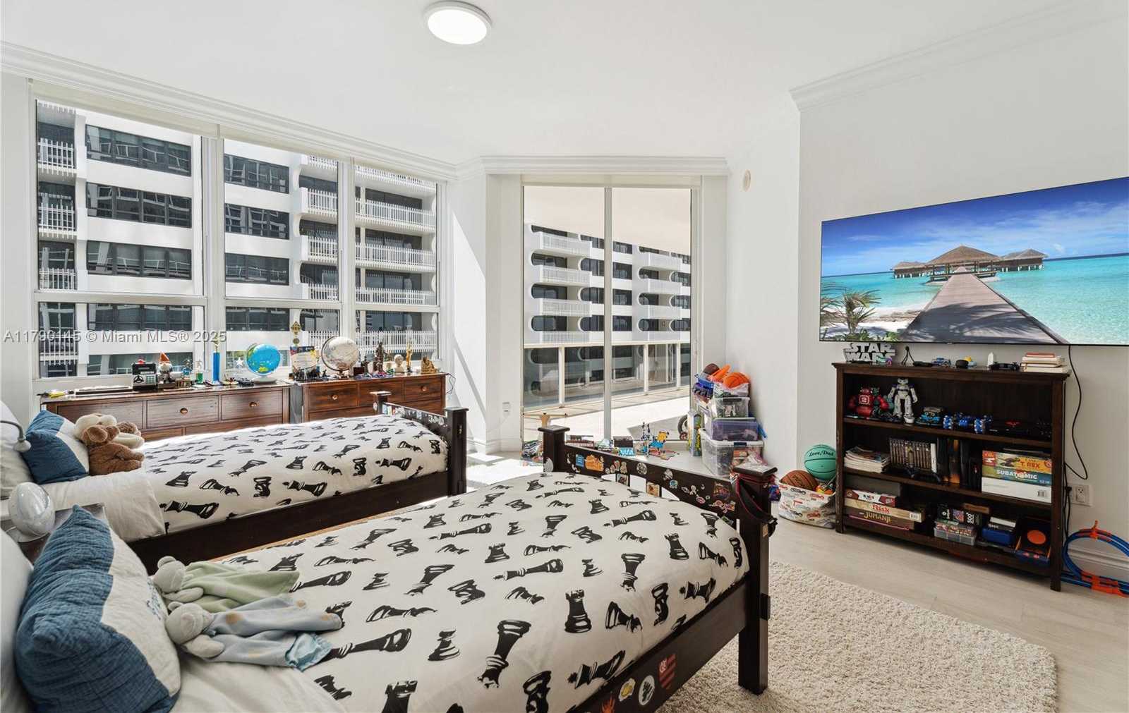 Small Image of 10225 COLLINS AVE #904, Bal Harbour Number 13