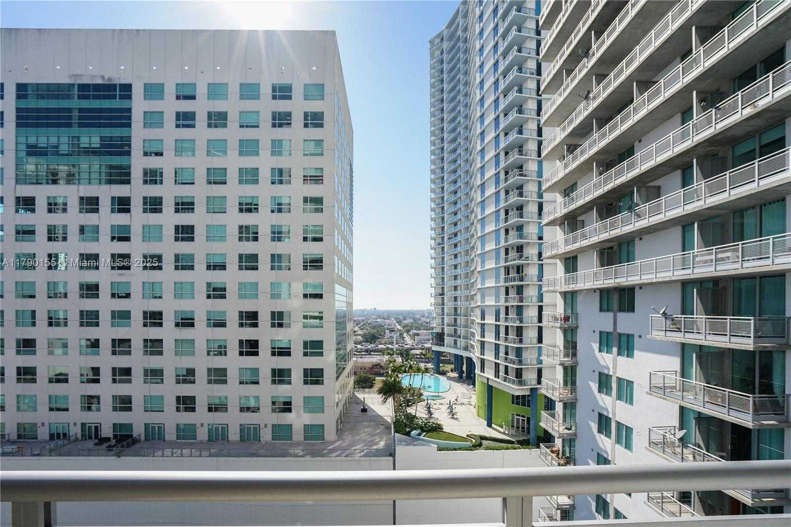 Small Image of 690 SOUTH WEST 1ST CT #2032, Miami Number 11
