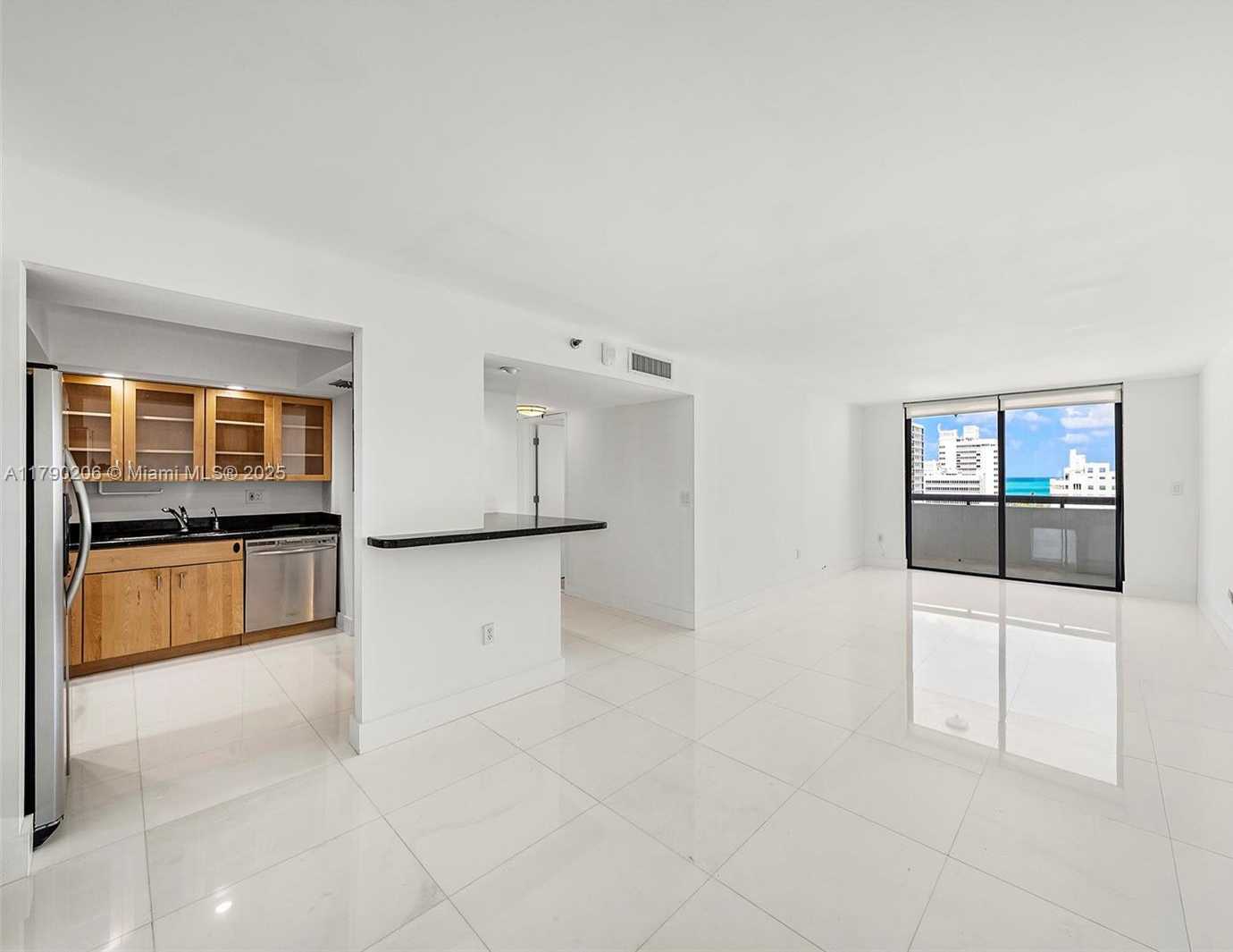 Small Image of 1775 WASHINGTON AVE #11C, Miami Beach Number 6