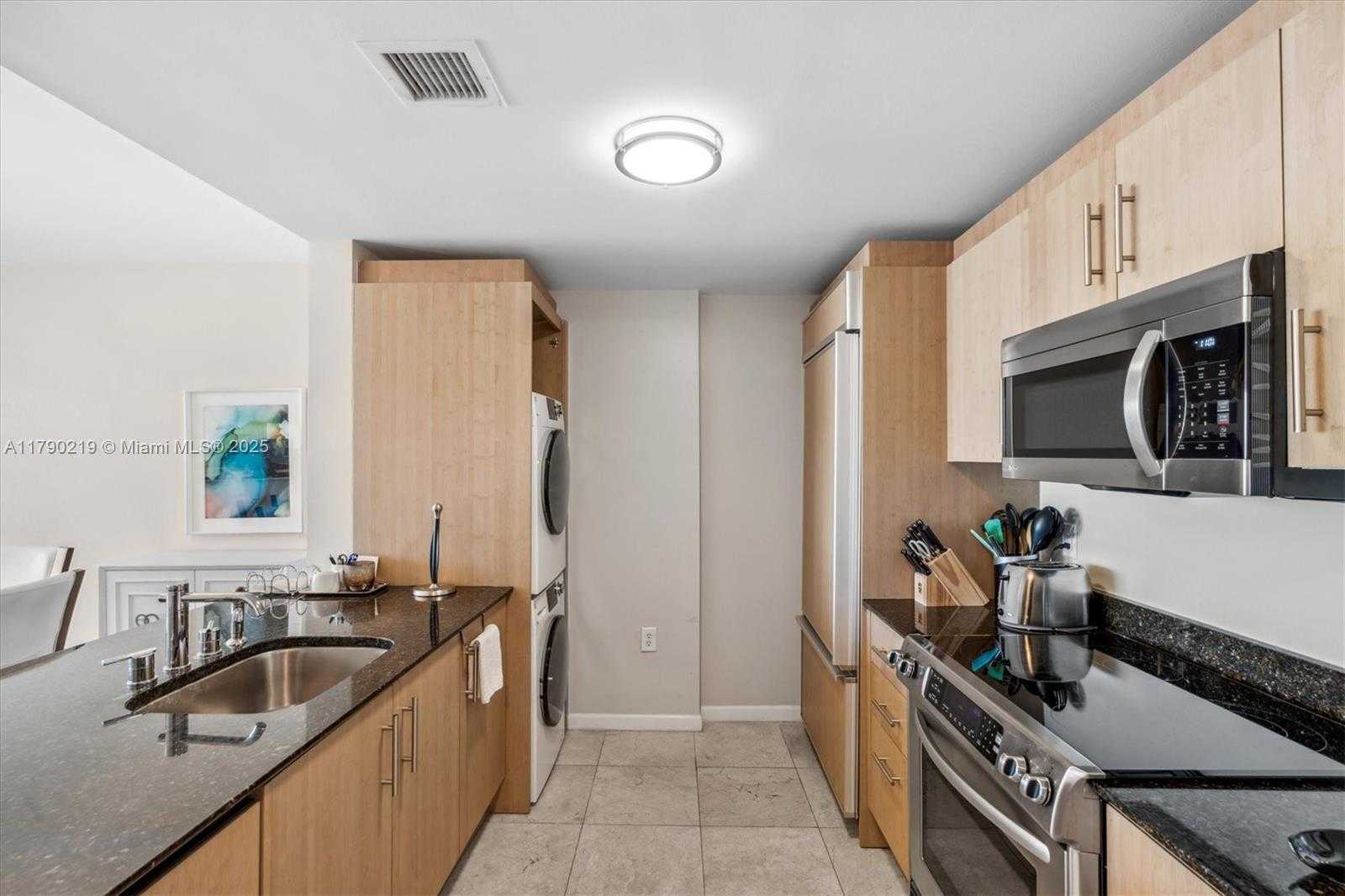 Small Image of 10275 COLLINS AVE #529, Bal Harbour Number 11