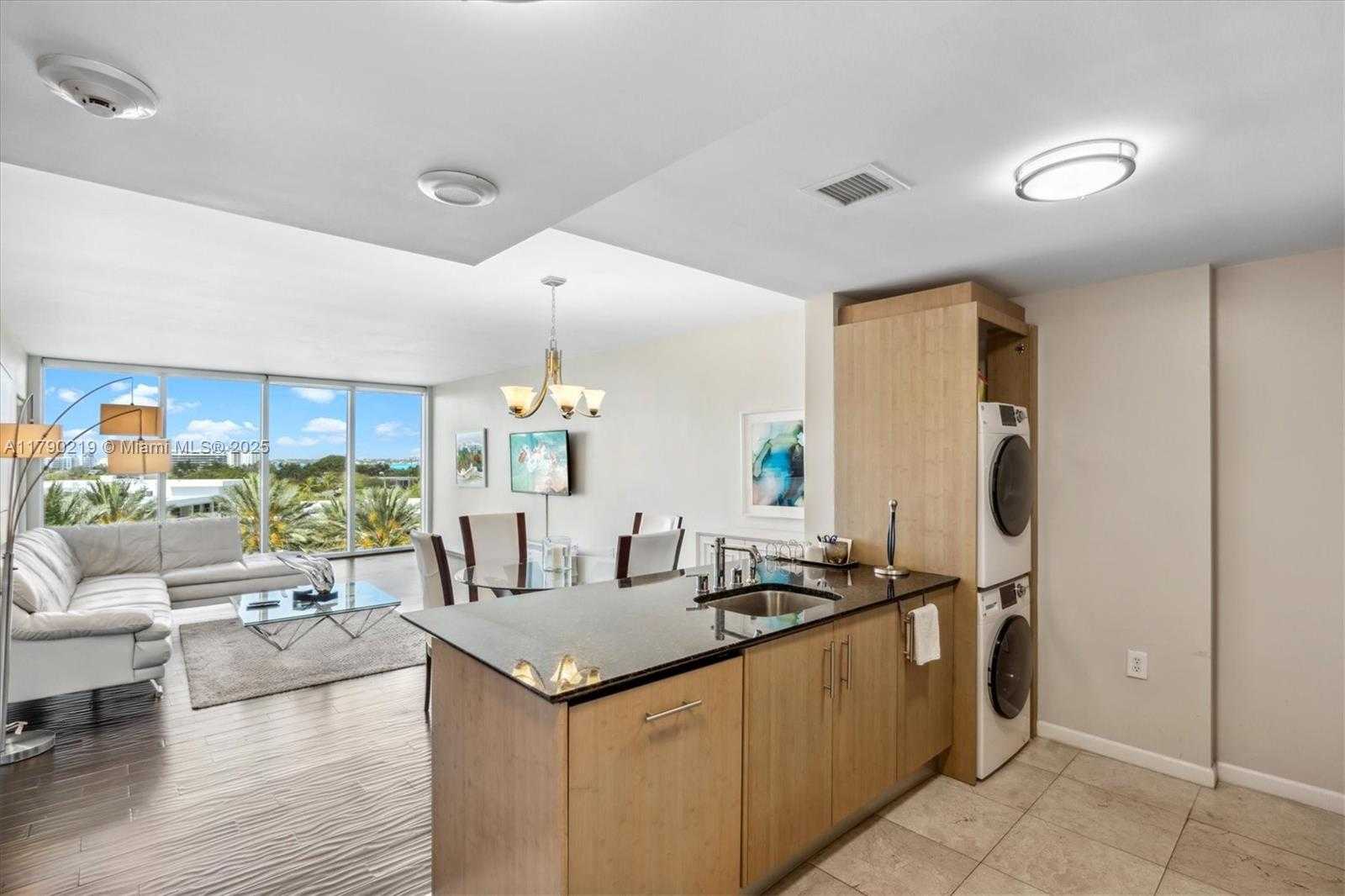 Small Image of 10275 COLLINS AVE #529, Bal Harbour Number 13