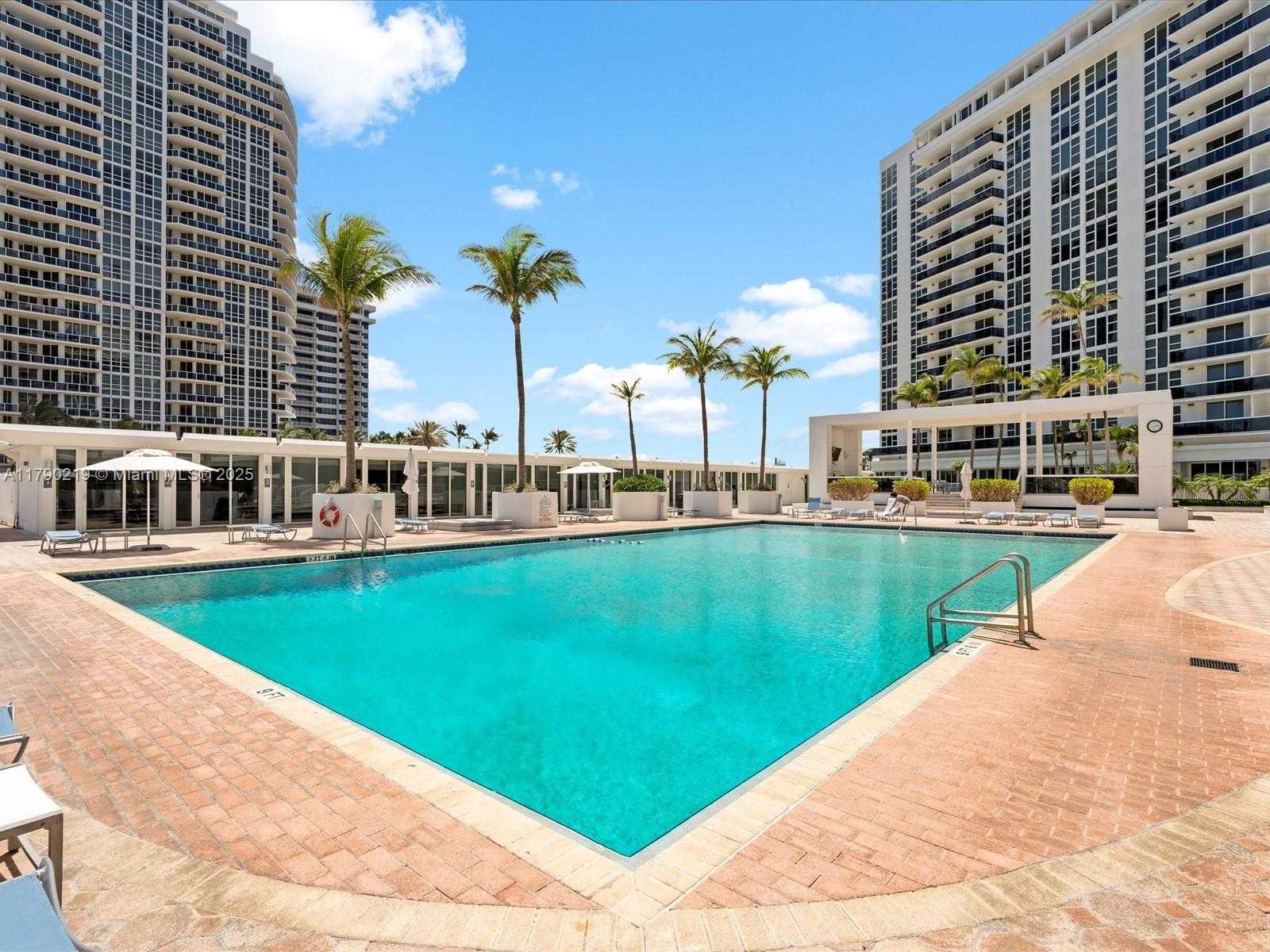 Small Image of 10275 COLLINS AVE #529, Bal Harbour Number 25