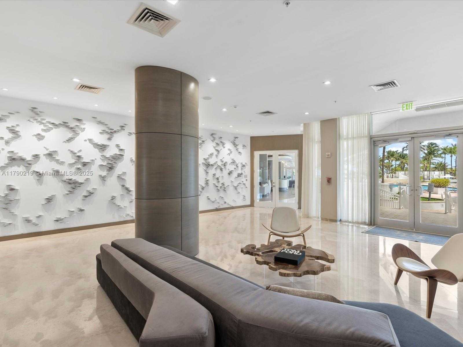 Small Image of 10275 COLLINS AVE #529, Bal Harbour Number 29