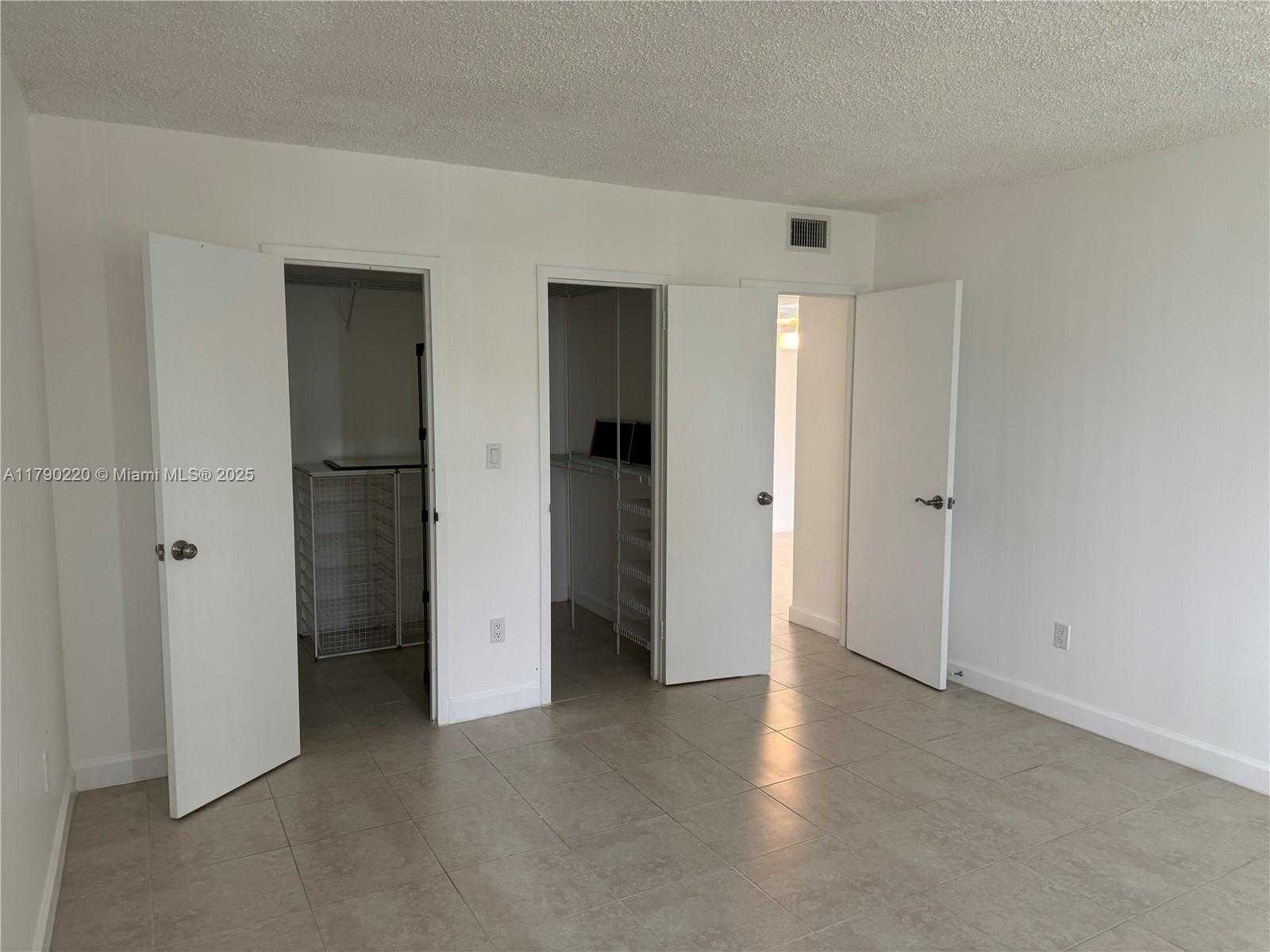 Small Image of 1420 BRICKELL BAY DR #103A1, Miami Number 14