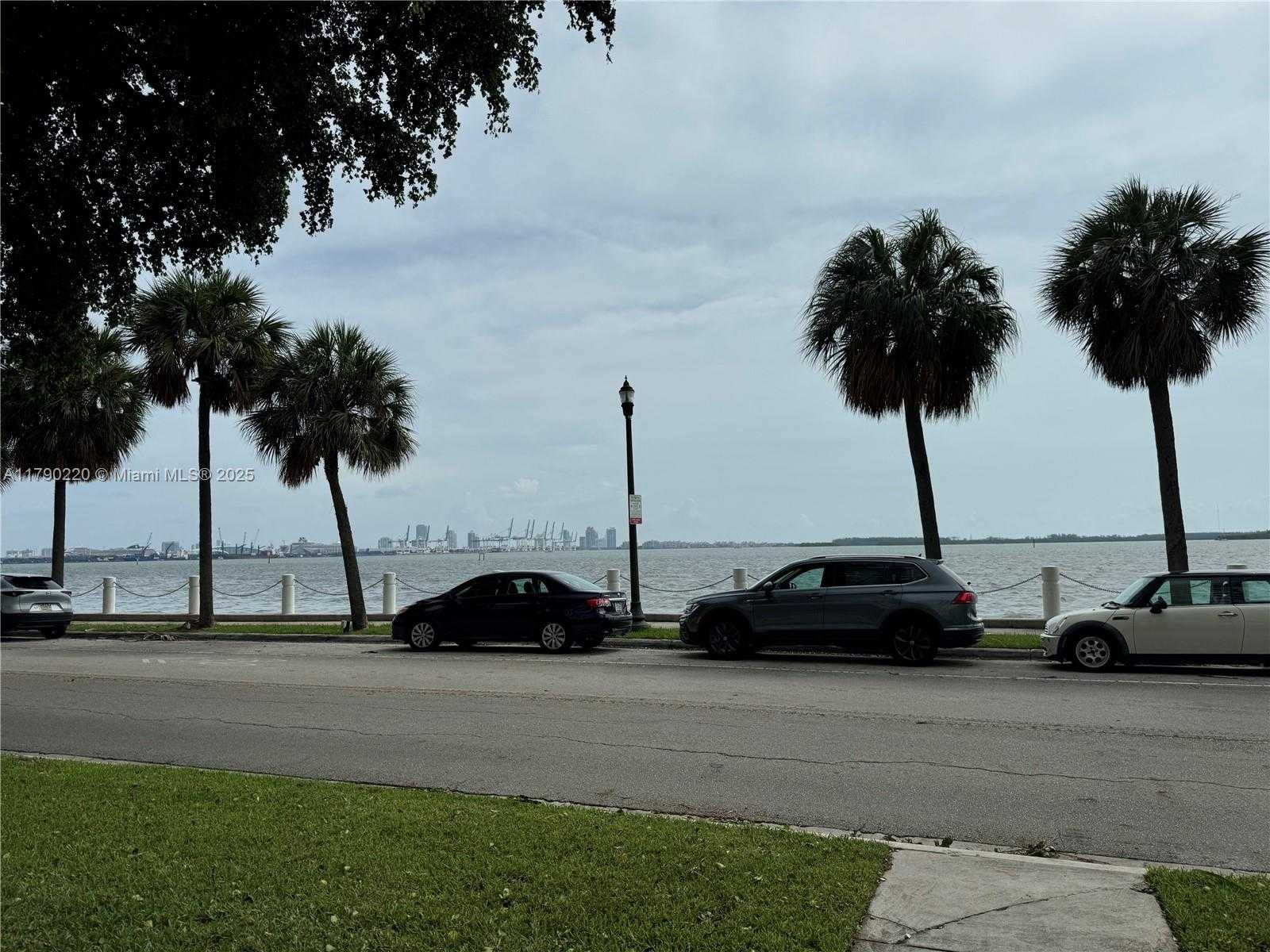 Small Image of 1420 BRICKELL BAY DR #103A1, Miami Number 19