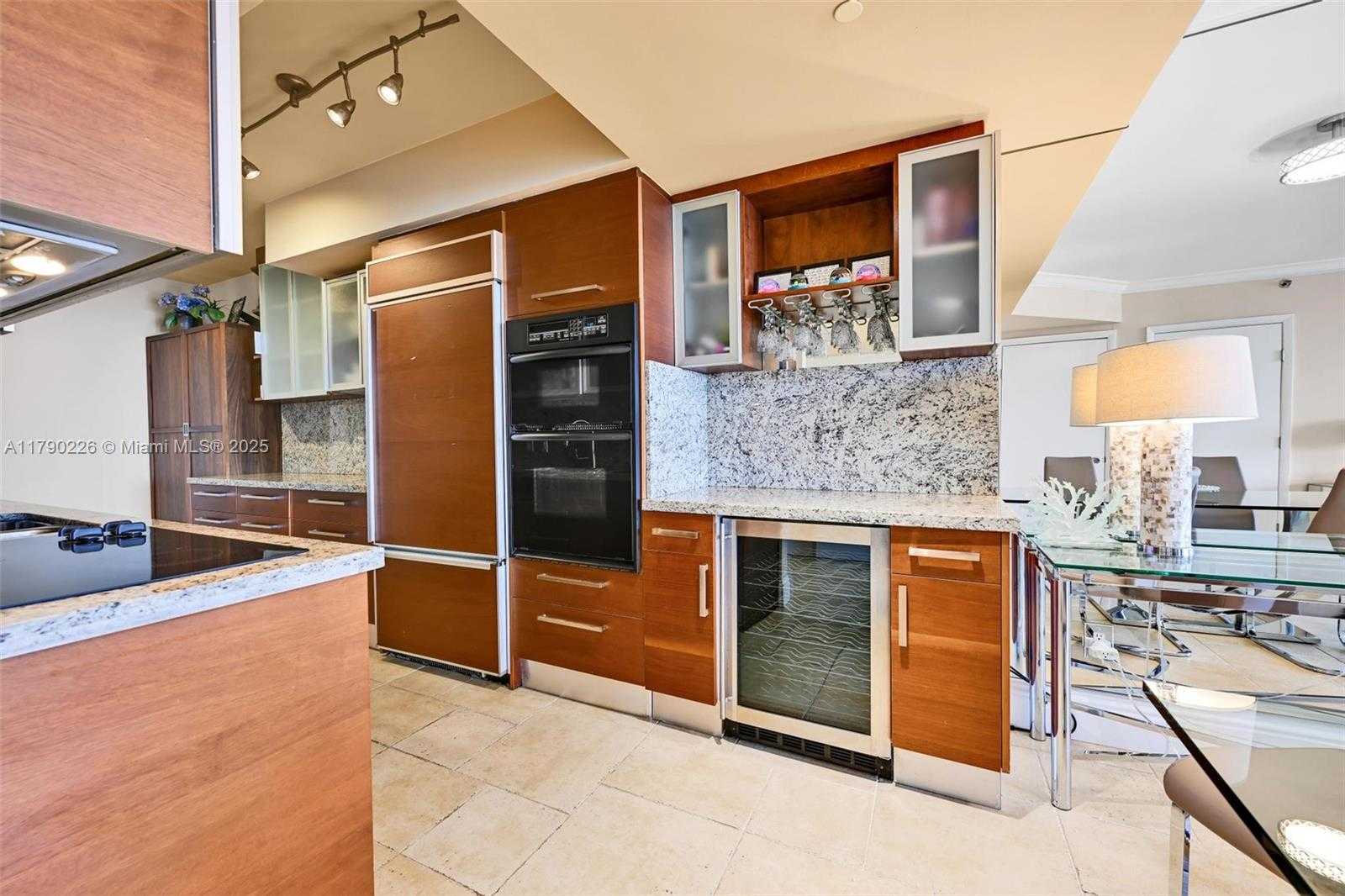 Small Image of 1850 SOUTH OCEAN DR #1208, Hallandale Beach Number 14