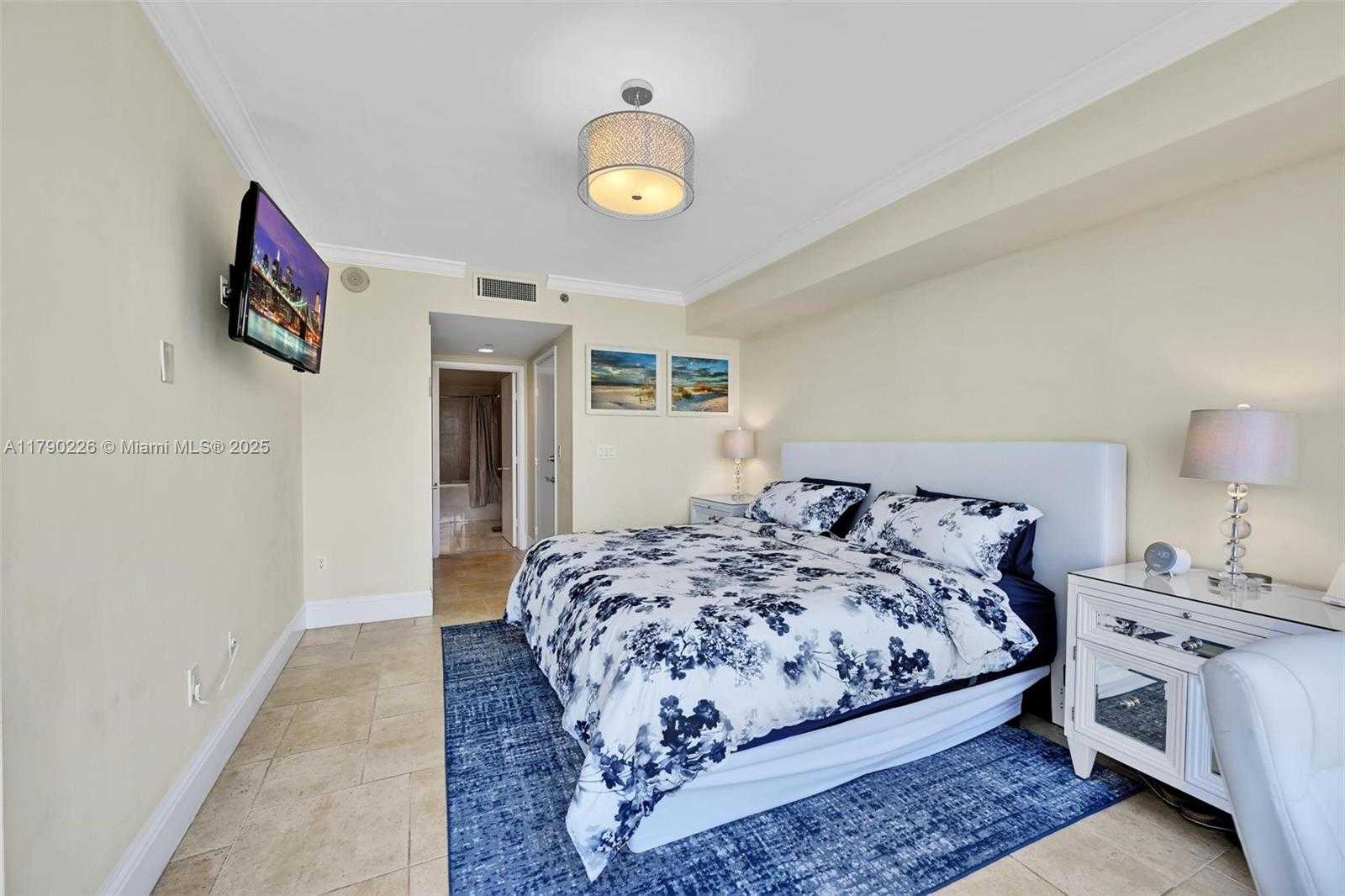 Small Image of 1850 SOUTH OCEAN DR #1208, Hallandale Beach Number 5
