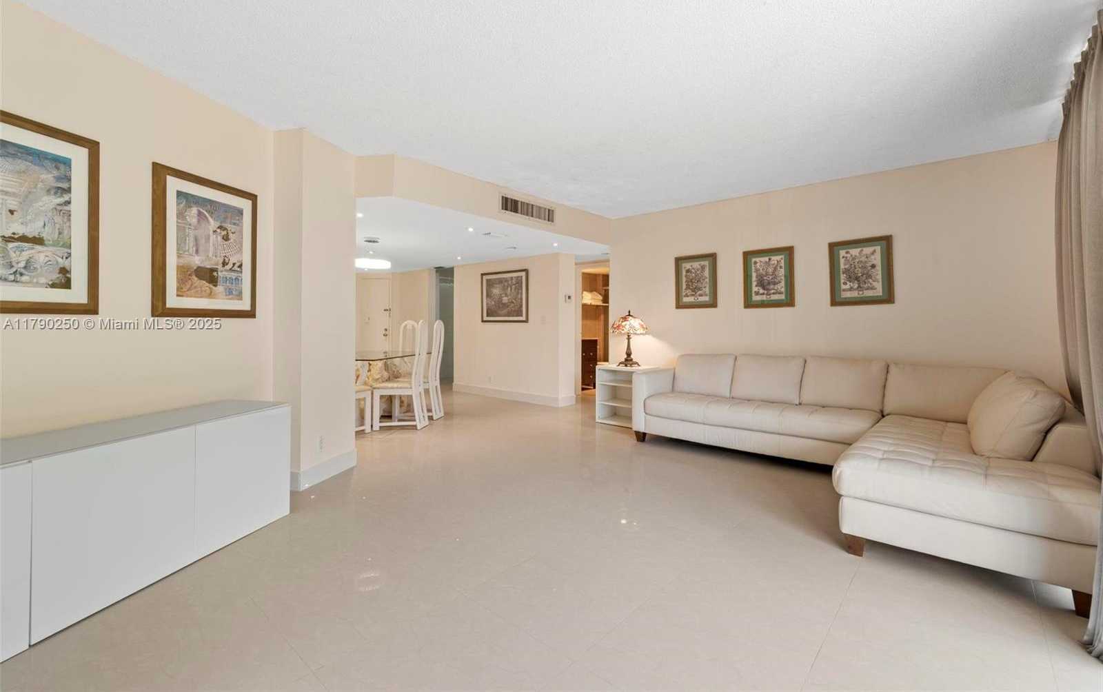 Small Image of 3401 NORTH COUNTRY CLUB DR #311, Aventura Number 12