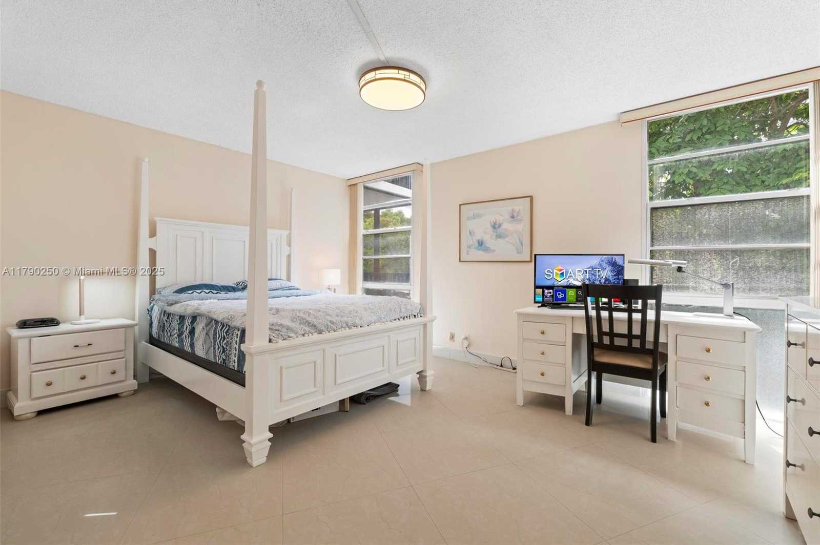 Small Image of 3401 NORTH COUNTRY CLUB DR #311, Aventura Number 19