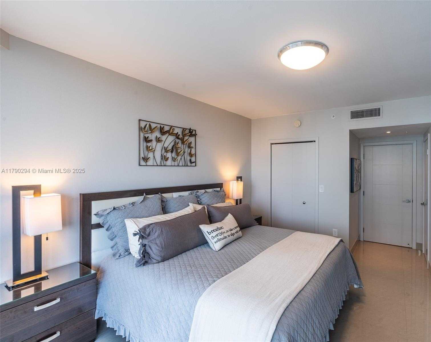 Small Image of 17375 COLLINS AVE #1606, Sunny Isles Beach Number 13