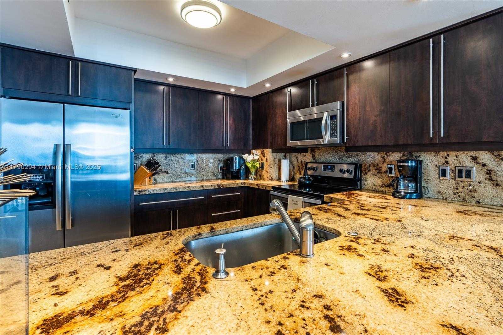 Small Image of 17375 COLLINS AVE #1606, Sunny Isles Beach Number 4