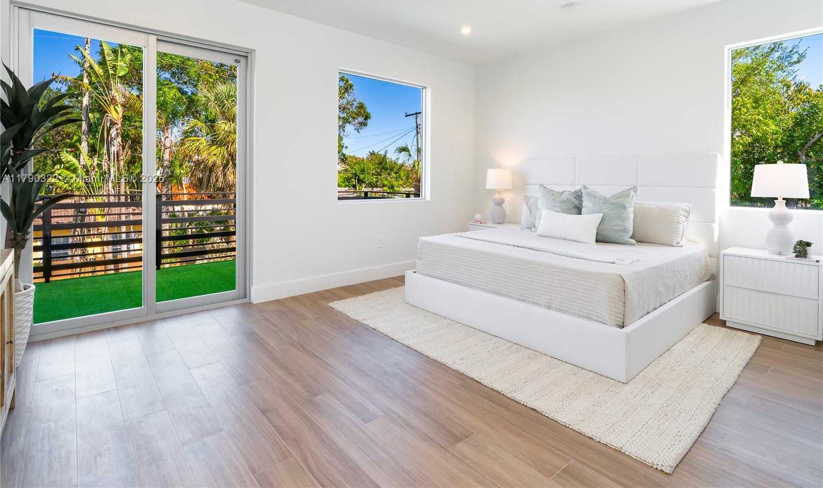 Small Image of 734 NORTH EAST 14TH AVE, Fort Lauderdale Number 13