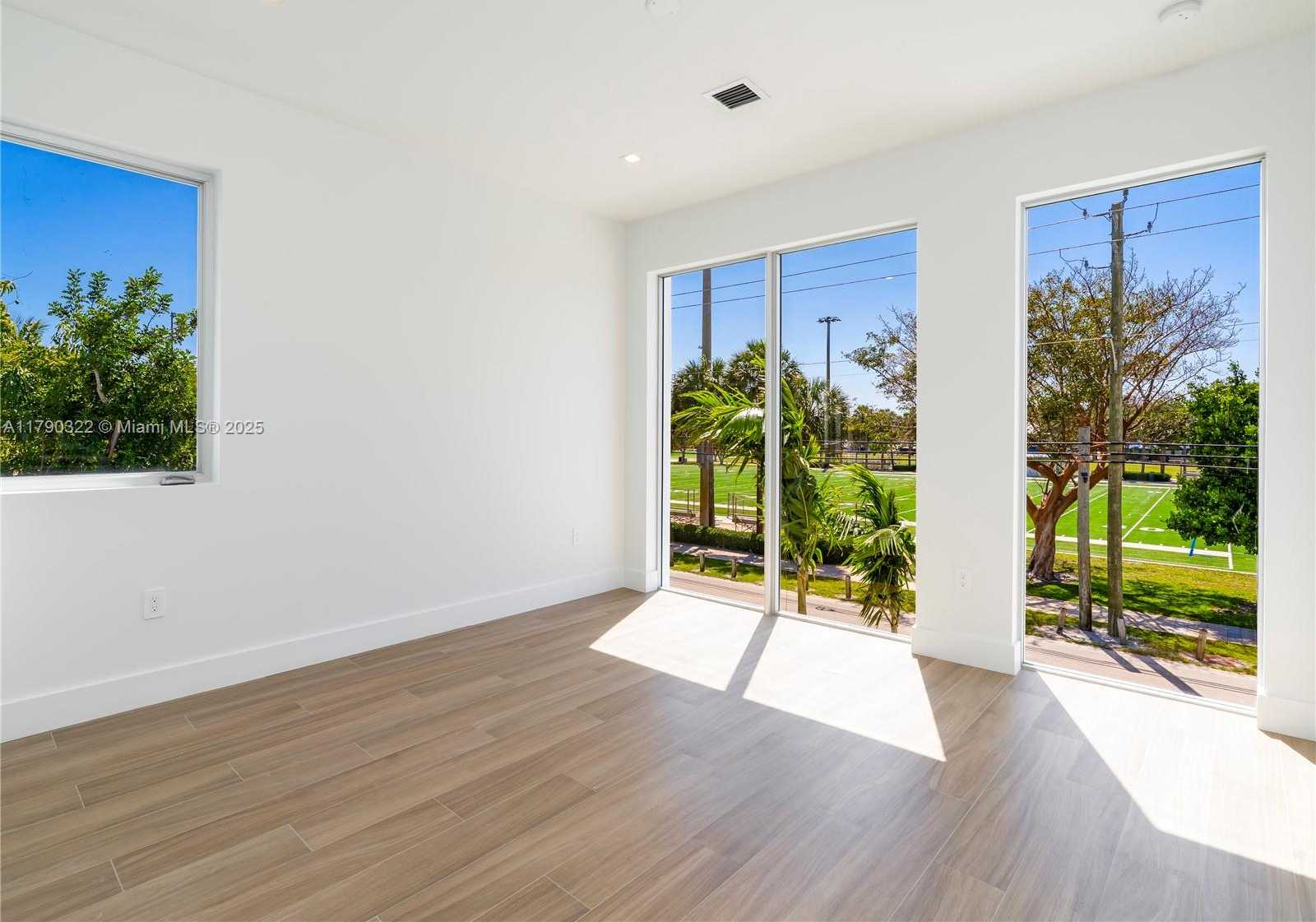Small Image of 734 NORTH EAST 14TH AVE, Fort Lauderdale Number 17