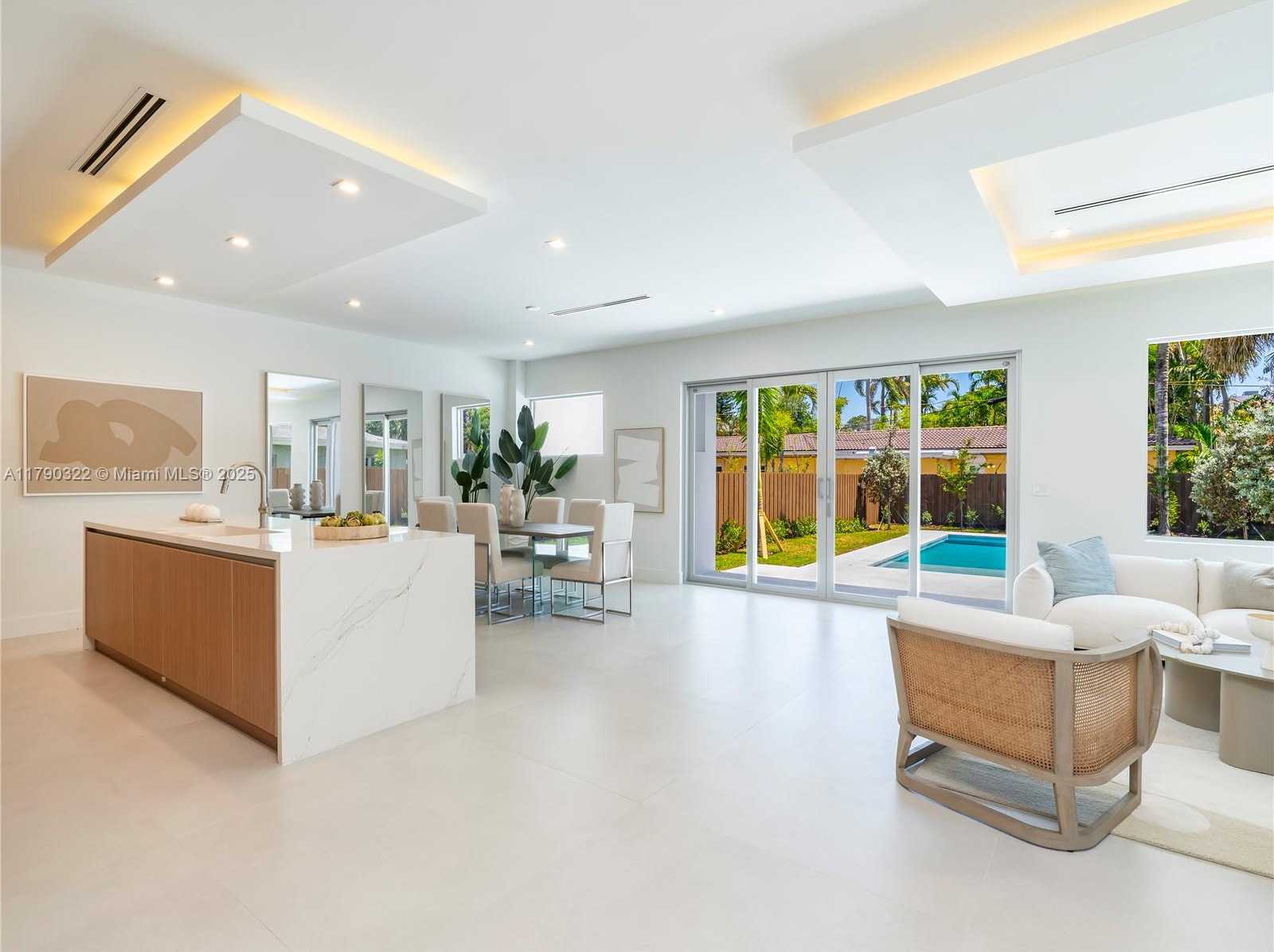 Small Image of 734 NORTH EAST 14TH AVE, Fort Lauderdale Number 2