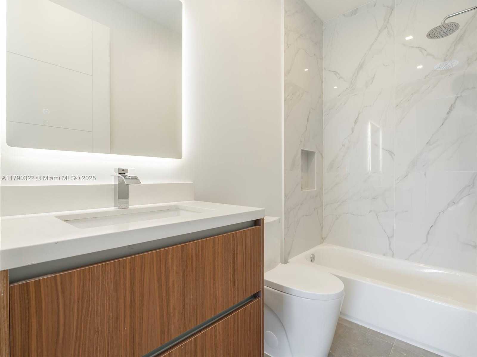 Small Image of 734 NORTH EAST 14TH AVE, Fort Lauderdale Number 22
