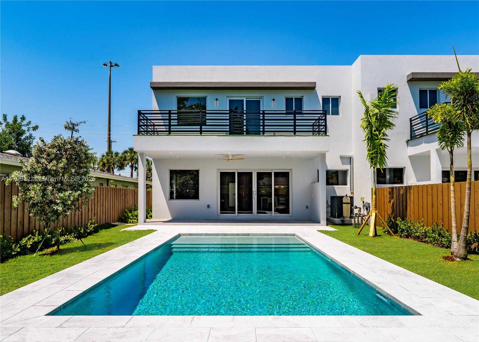 Small Image of 734 NORTH EAST 14TH AVE, Fort Lauderdale Number 25