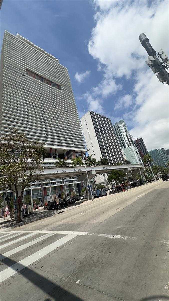 Small Image of 50 BISCAYNE BLVD #812, Miami Number 2