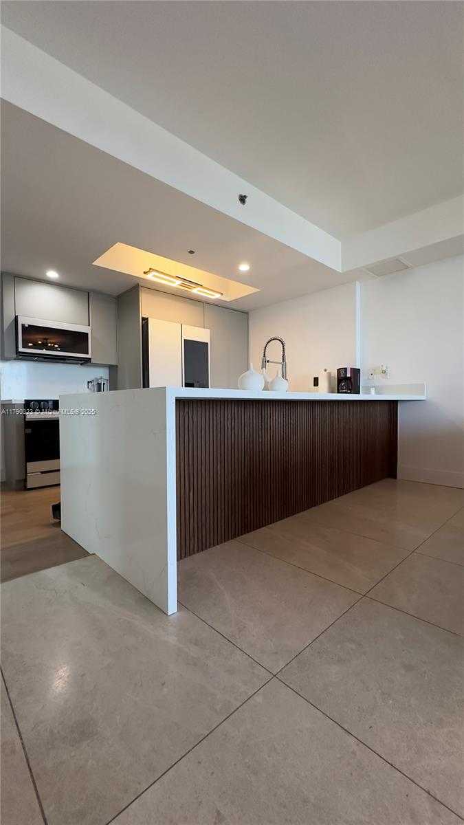 Small Image of 50 BISCAYNE BLVD #812, Miami Number 20