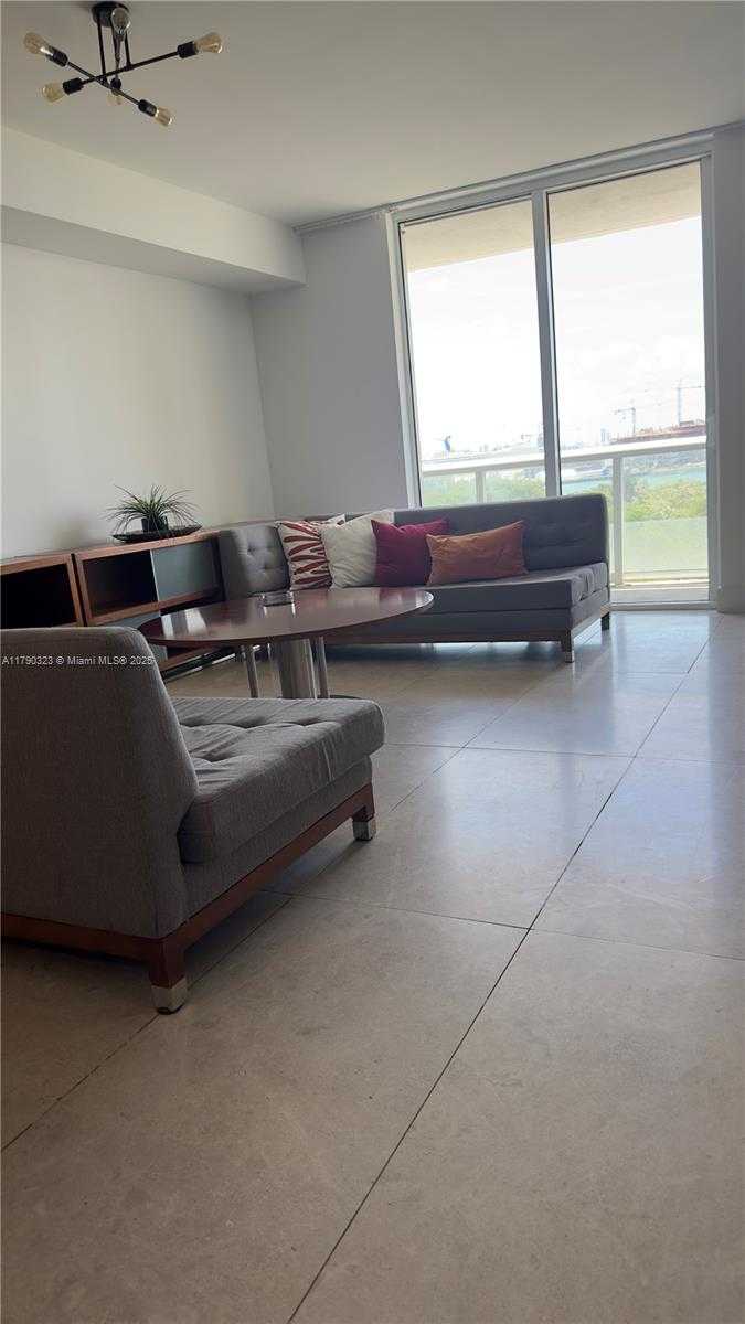 Small Image of 50 BISCAYNE BLVD #812, Miami Number 25